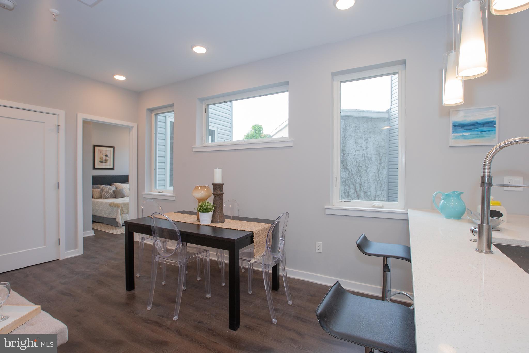 FRANCISVILLE - Residential Lease