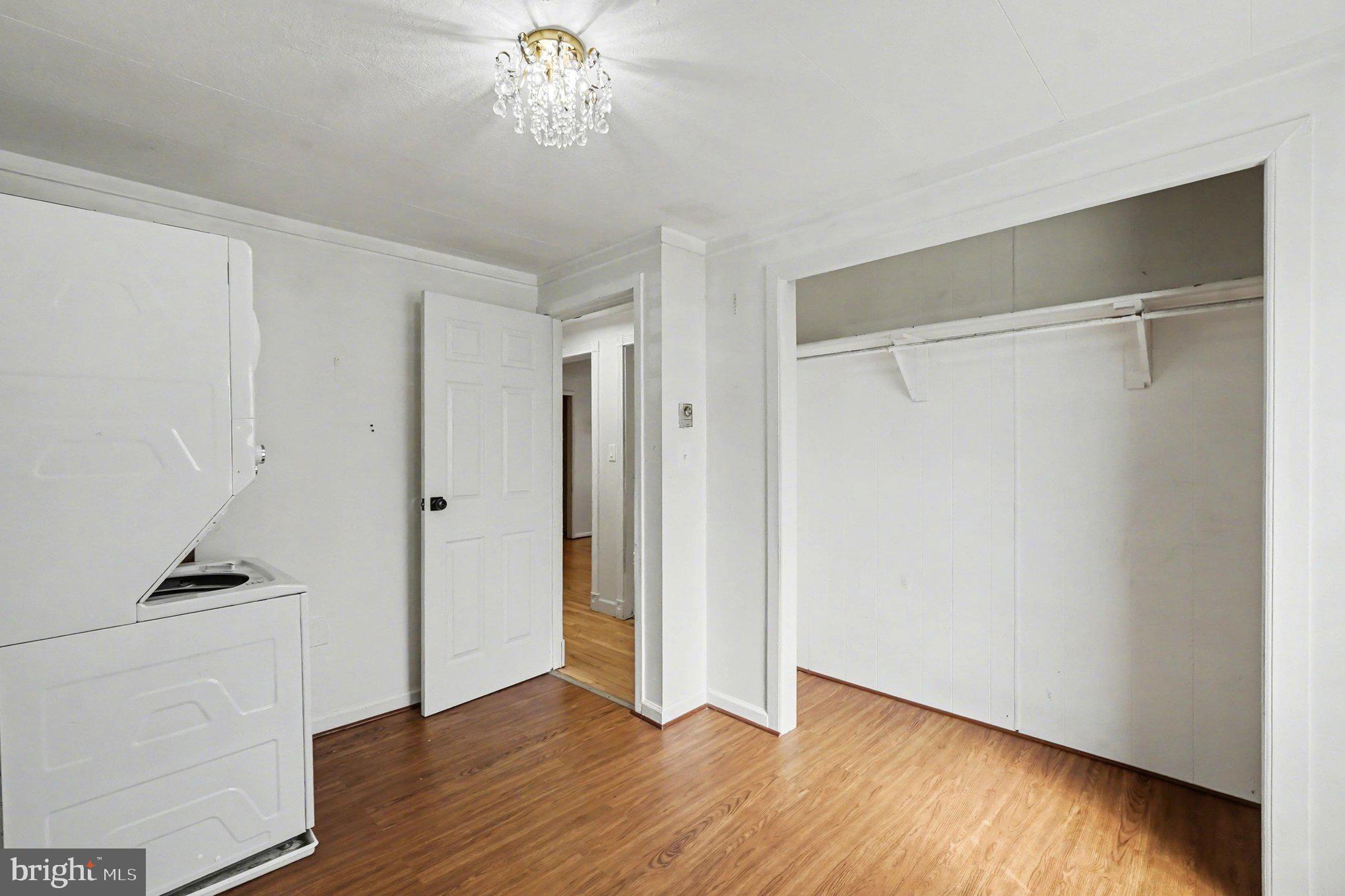 JOSHUA - Residential