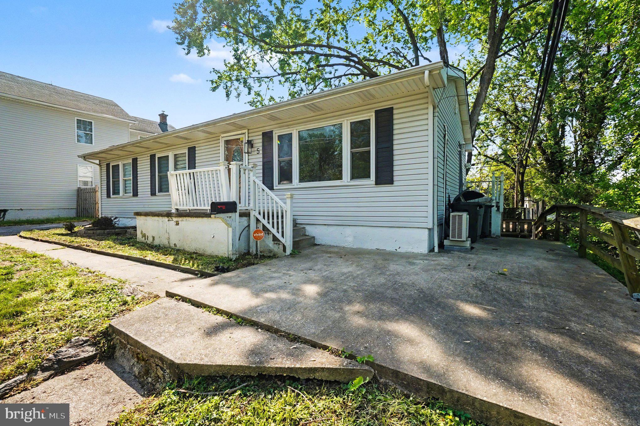 JOSHUA - Residential