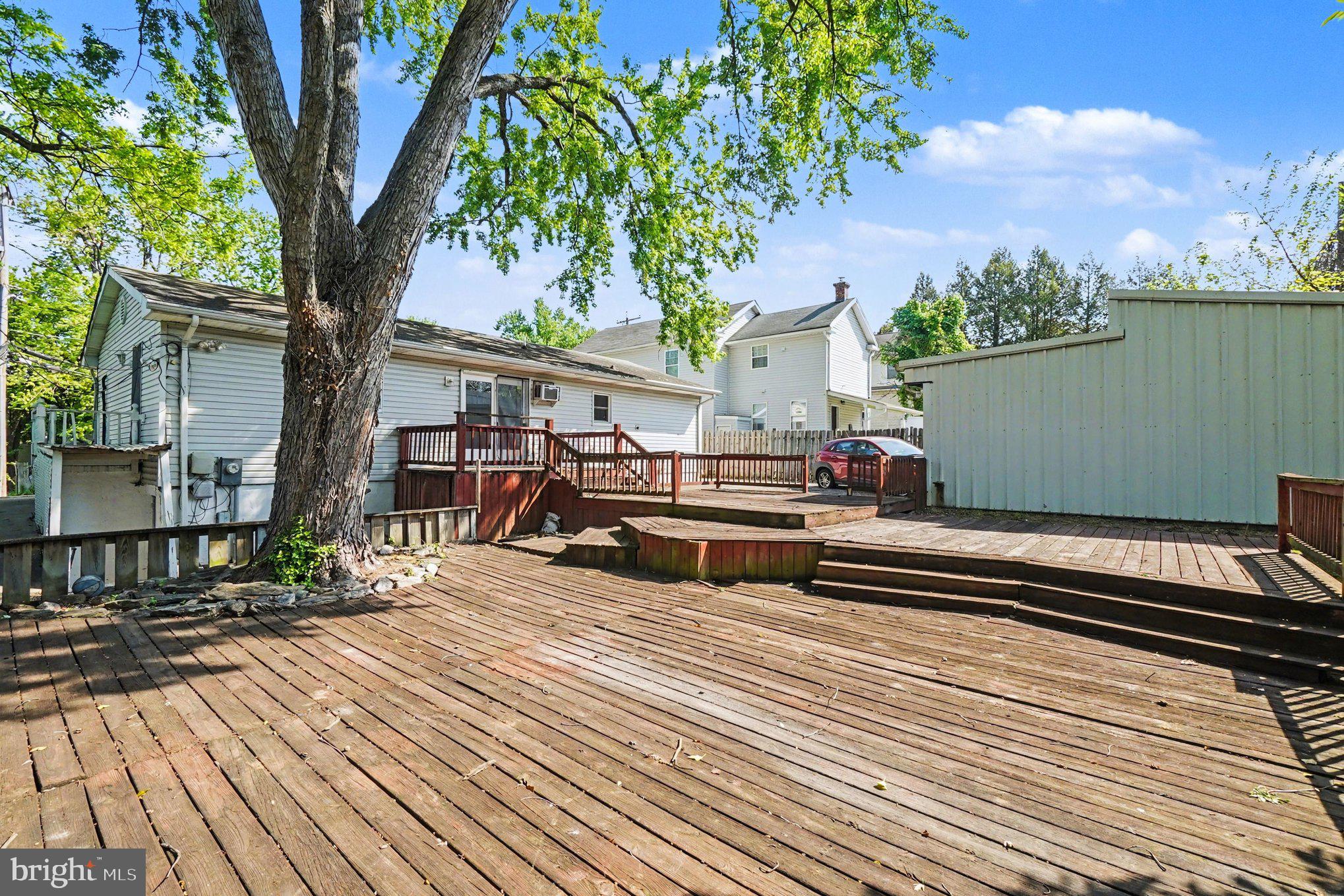 JOSHUA - Residential