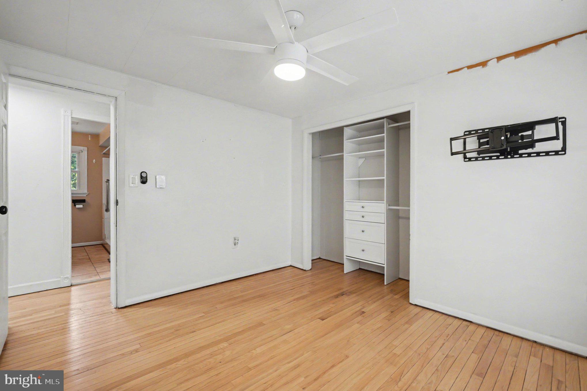 JOSHUA - Residential