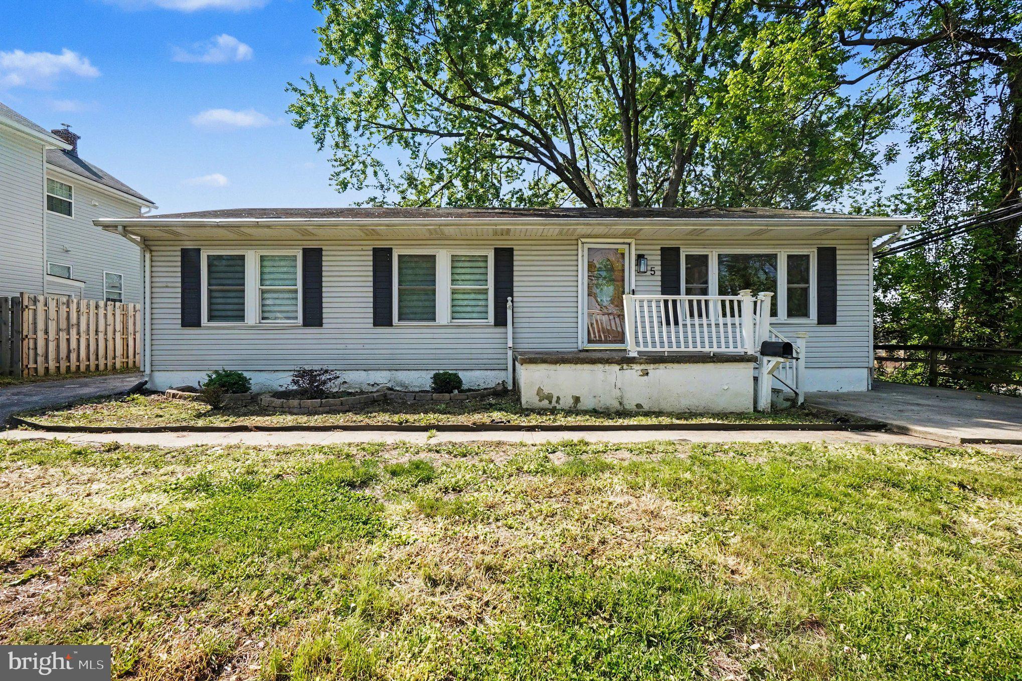 JOSHUA - Residential