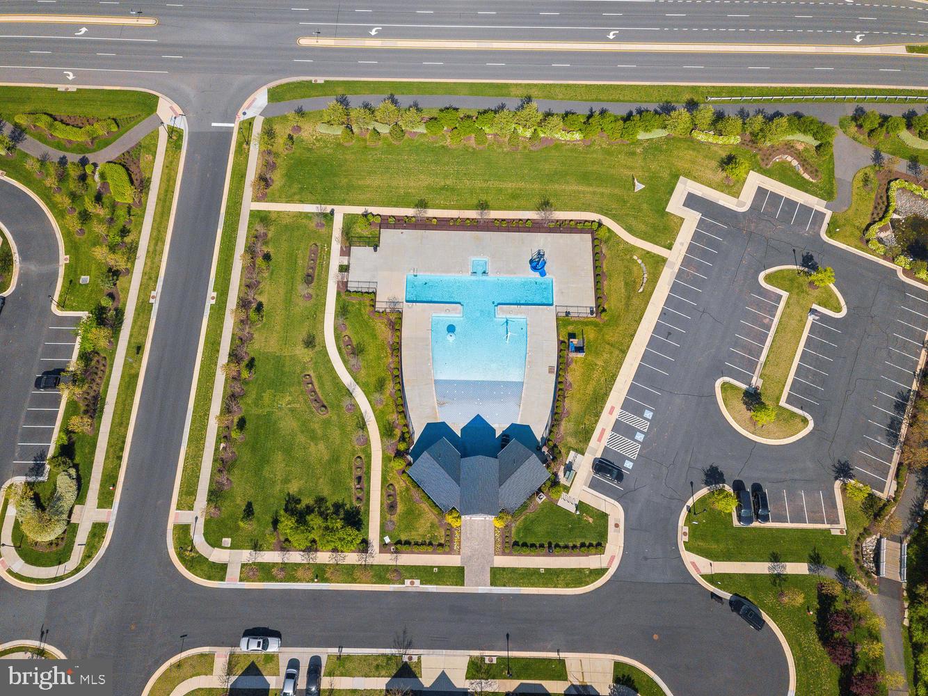 BRAMBLETON OVERLOOK - Residential Lease