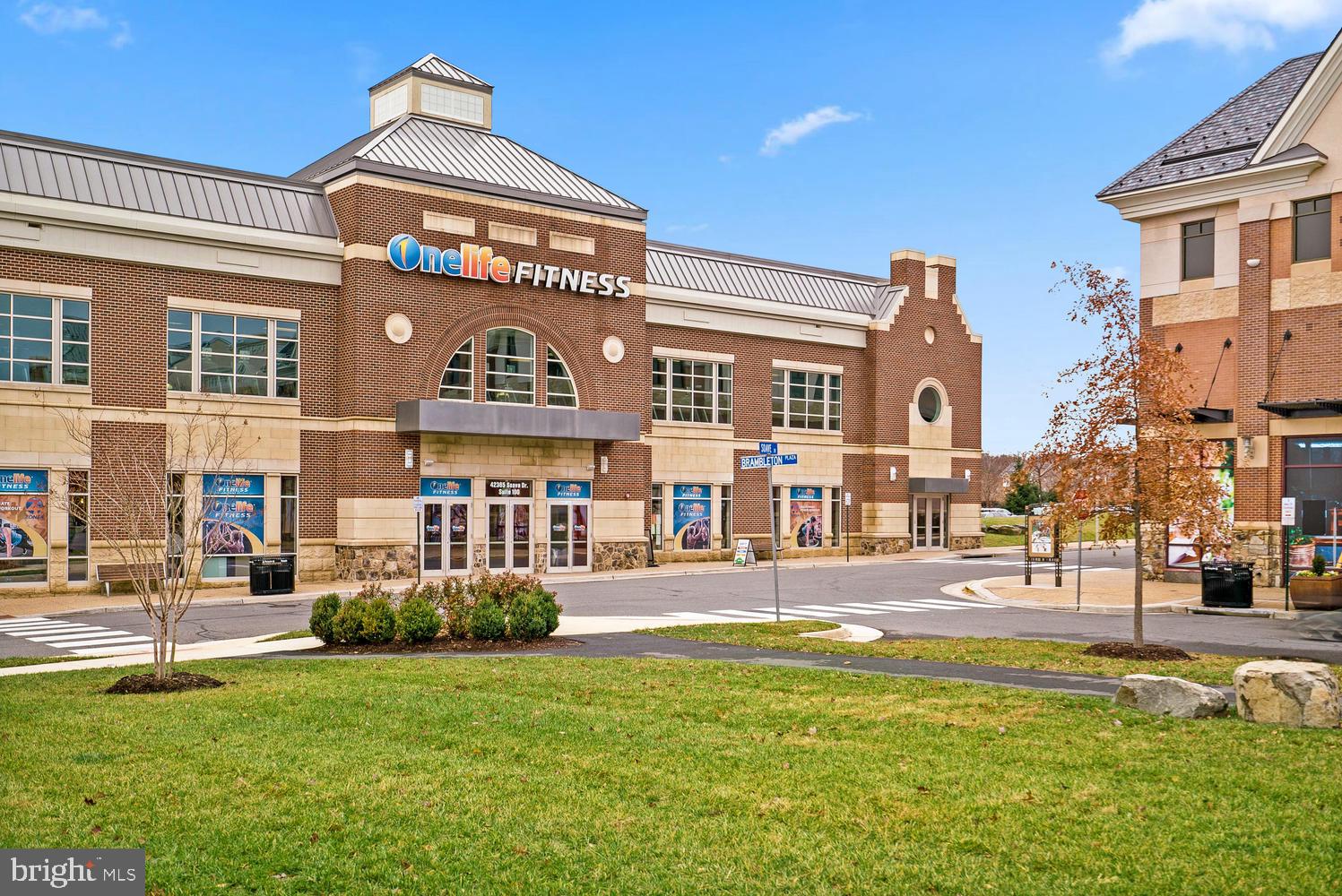 BRAMBLETON OVERLOOK - Residential Lease