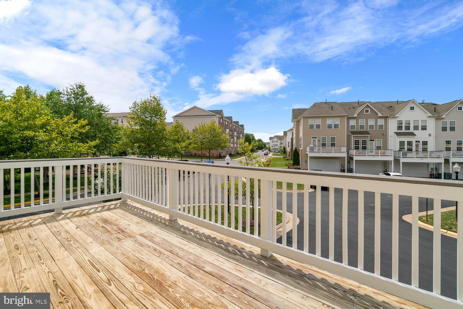 BRAMBLETON OVERLOOK - Residential Lease