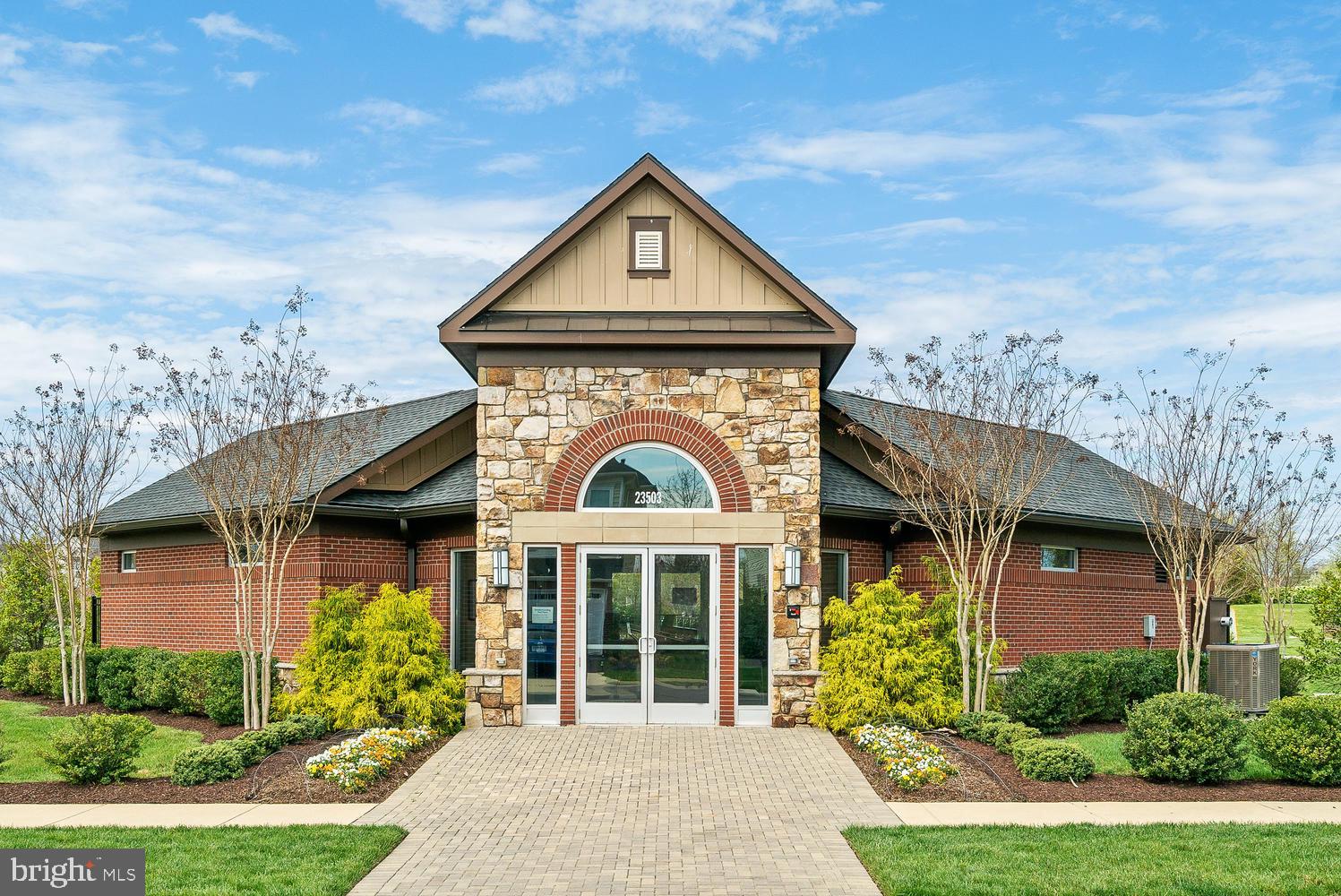 BRAMBLETON OVERLOOK - Residential Lease