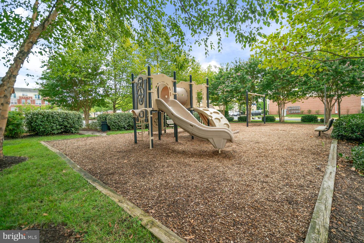 BRAMBLETON OVERLOOK - Residential Lease