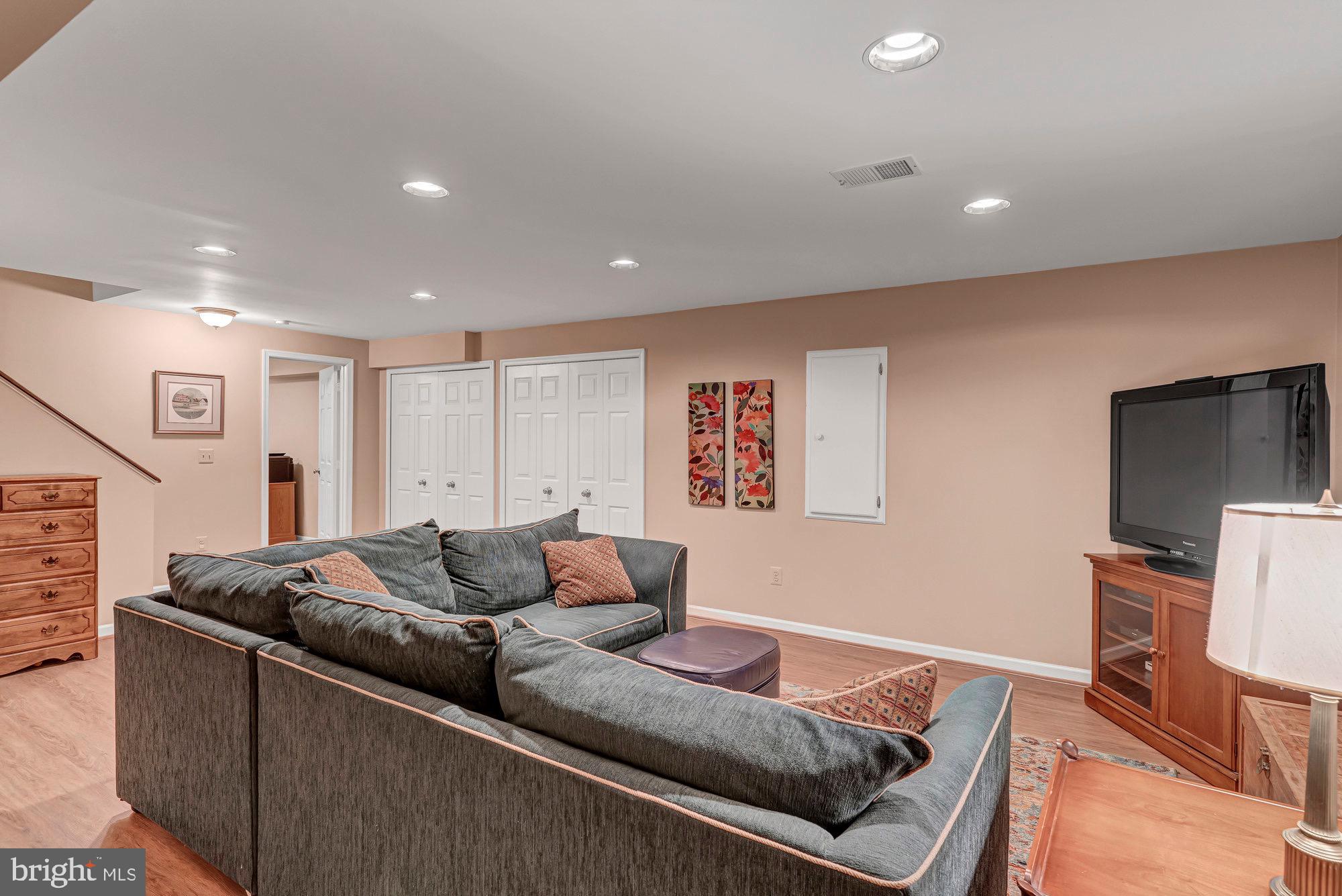 VIRGINIA RUN - Residential