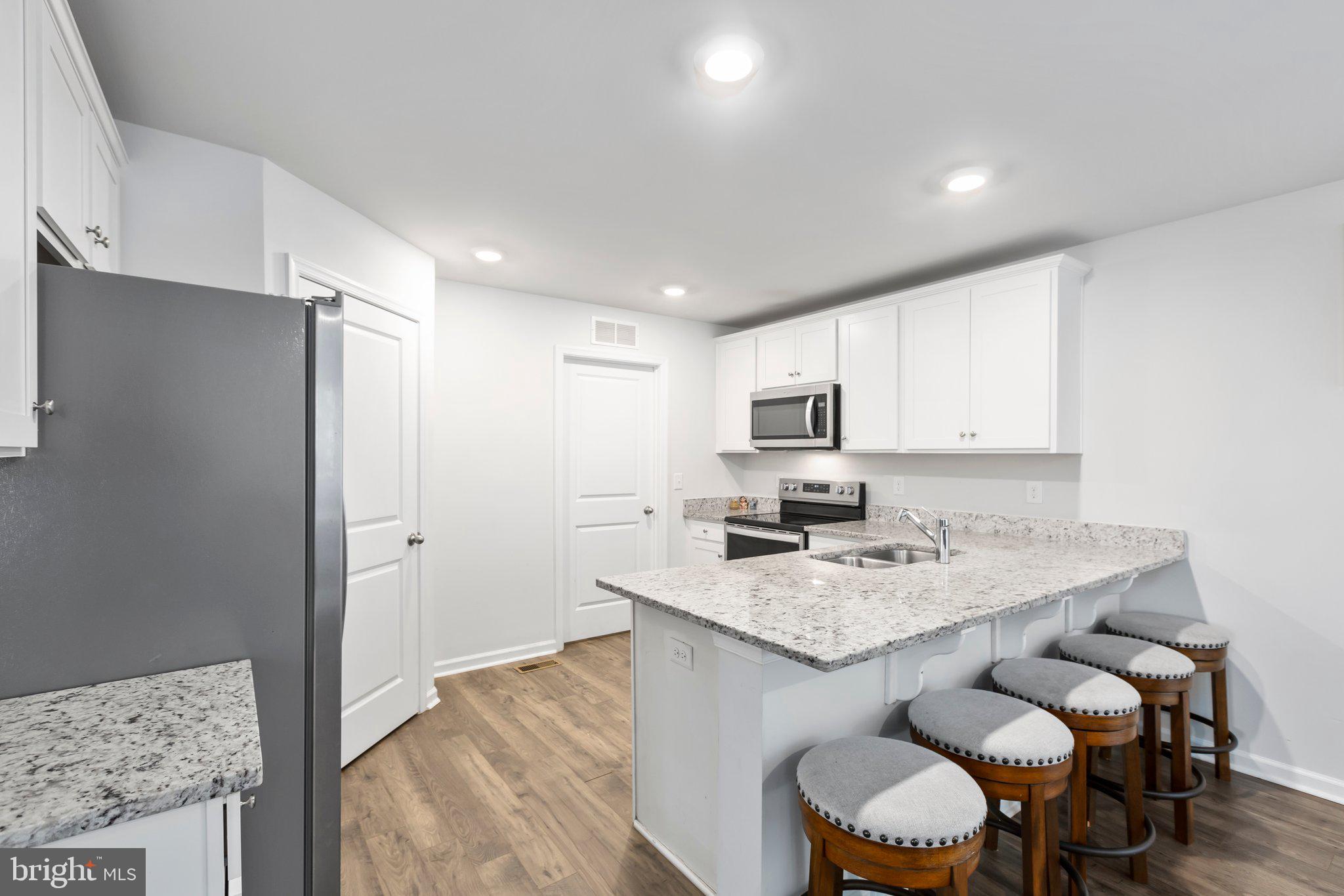 LADYSMITH VILLAGE - Residential Lease