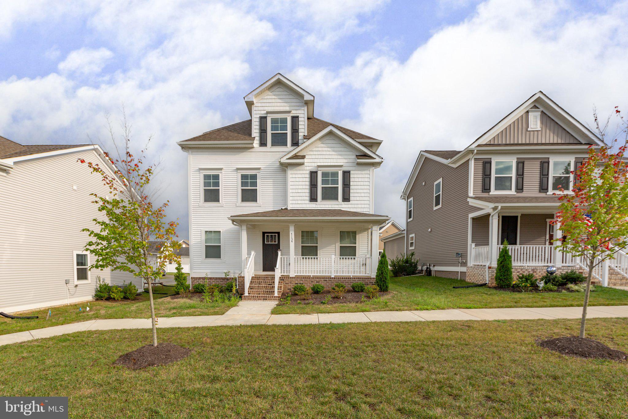 LADYSMITH VILLAGE - Residential Lease