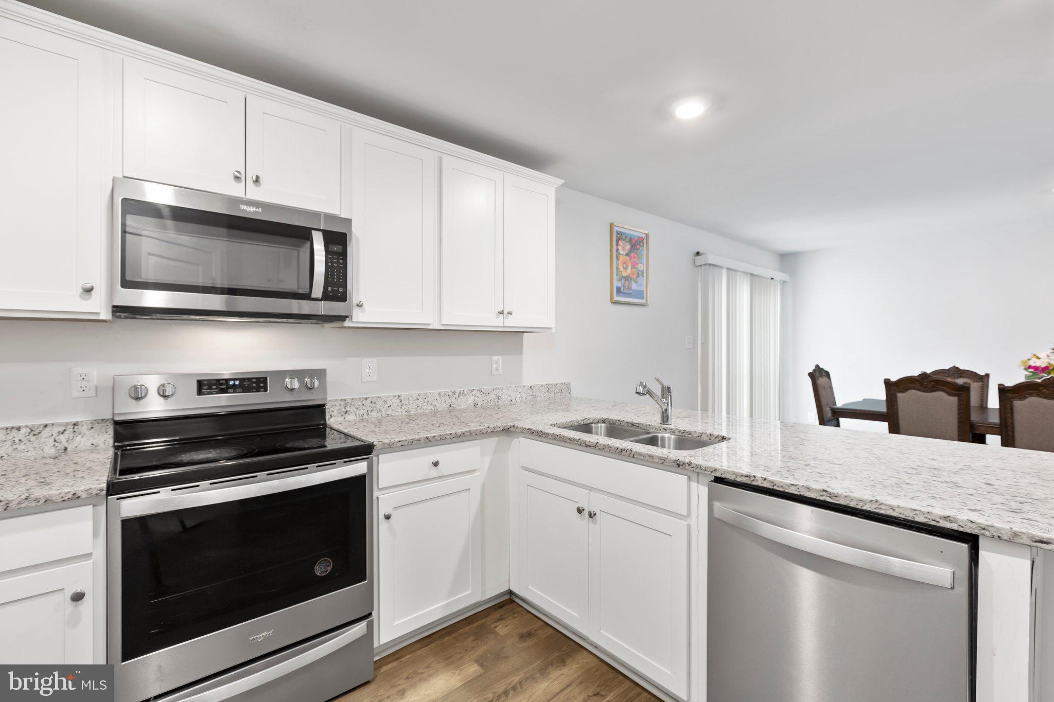 LADYSMITH VILLAGE - Residential Lease