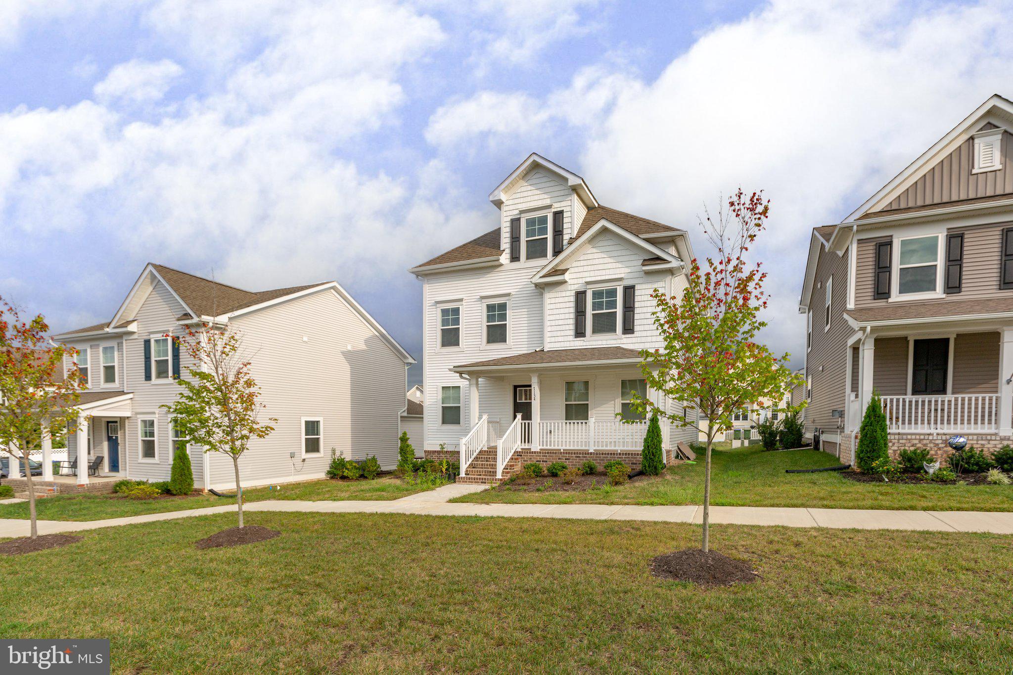 LADYSMITH VILLAGE - Residential Lease