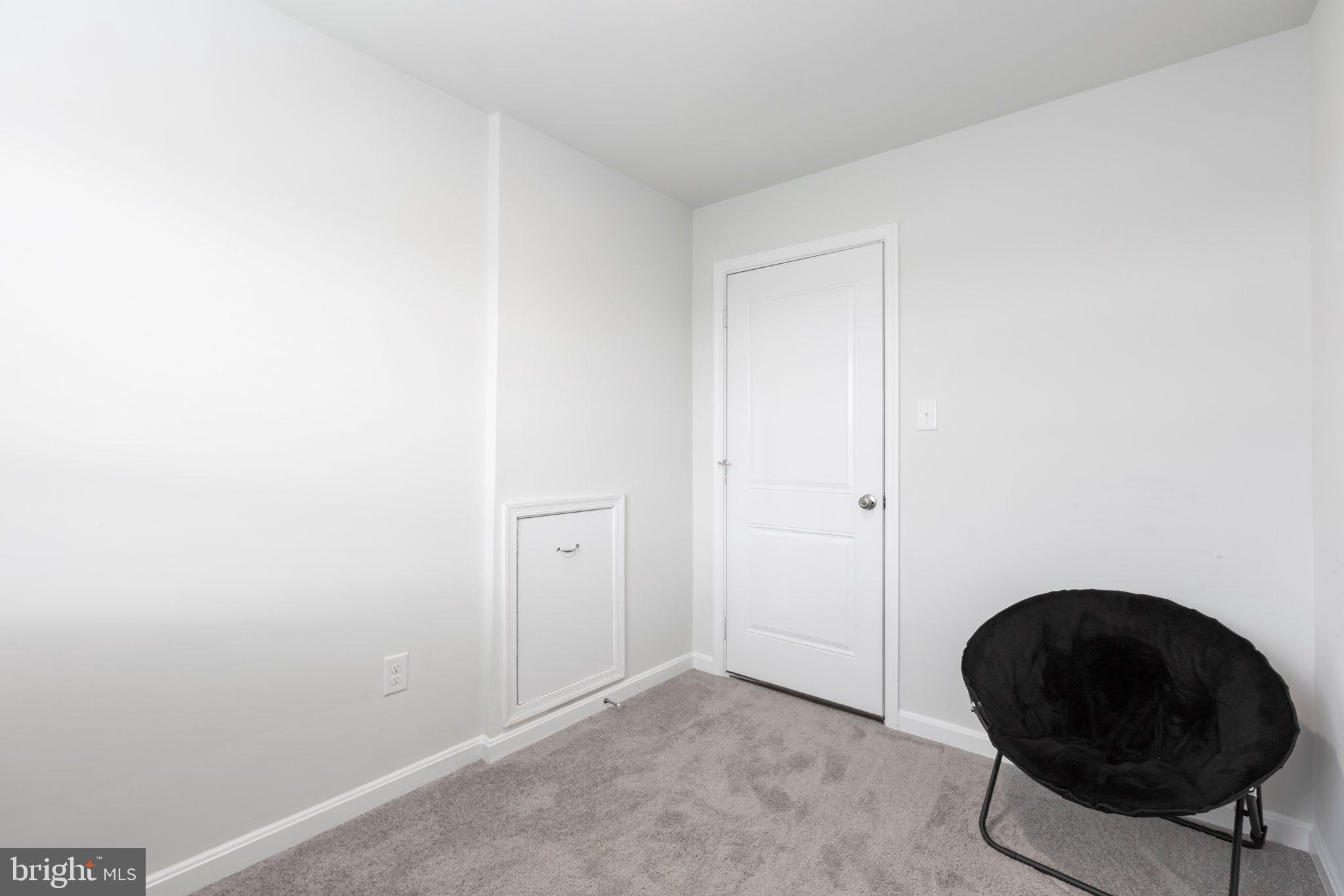 LADYSMITH VILLAGE - Residential Lease