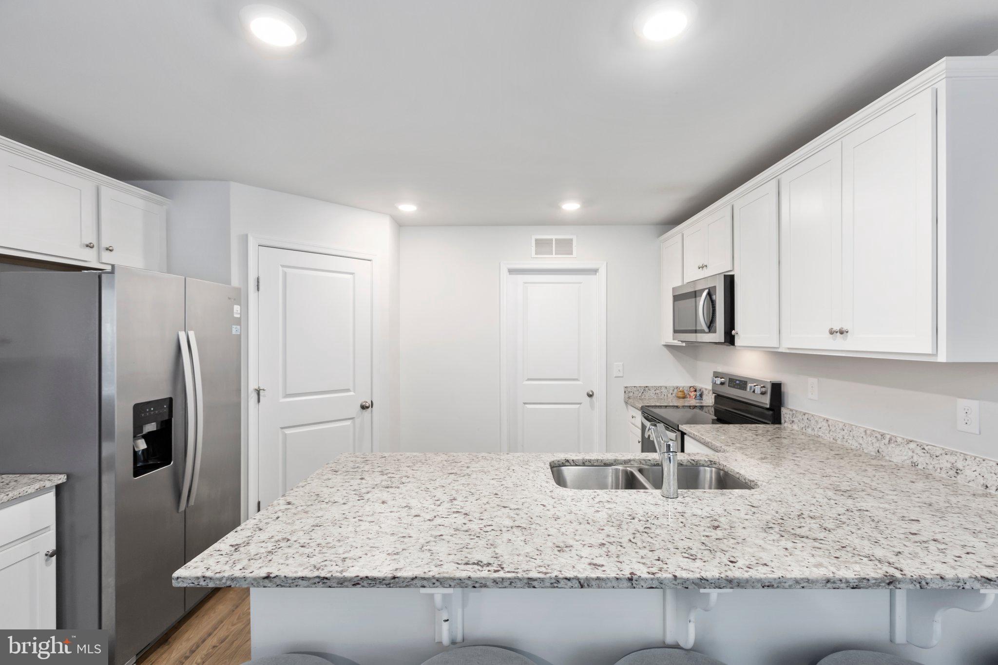 LADYSMITH VILLAGE - Residential Lease