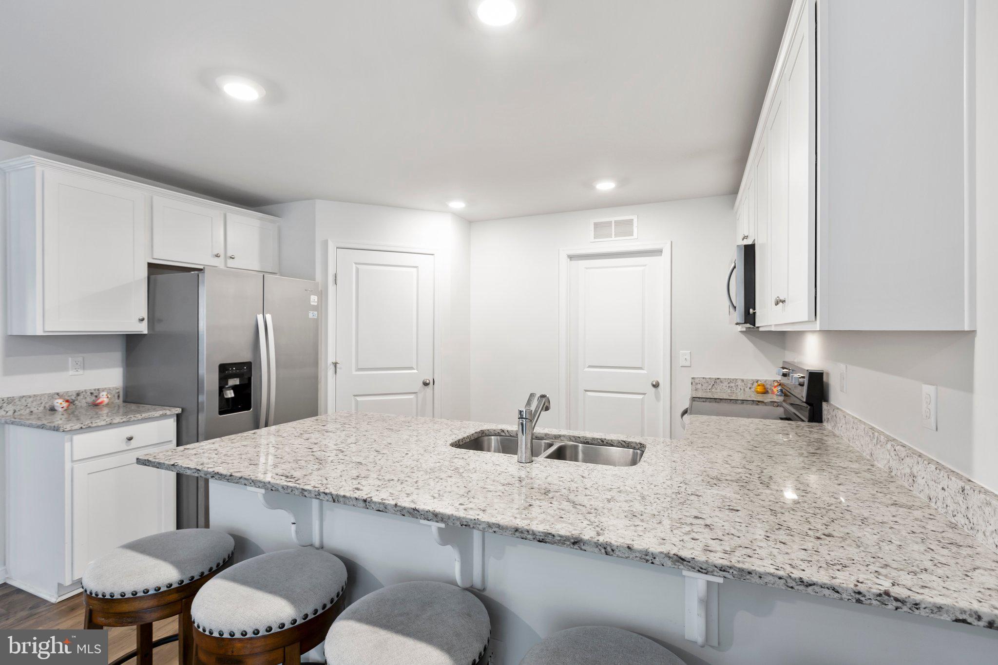 LADYSMITH VILLAGE - Residential Lease