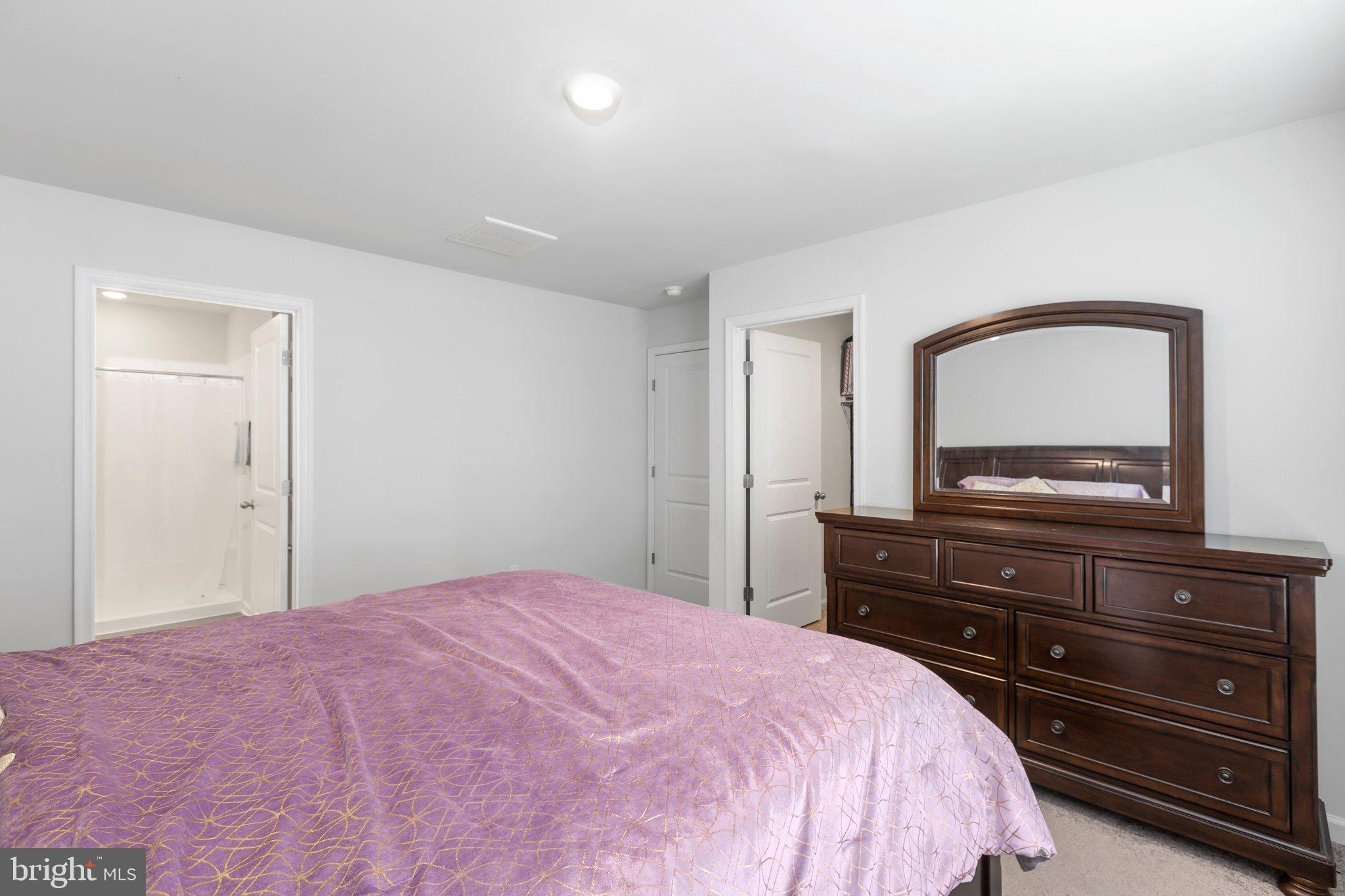 LADYSMITH VILLAGE - Residential Lease