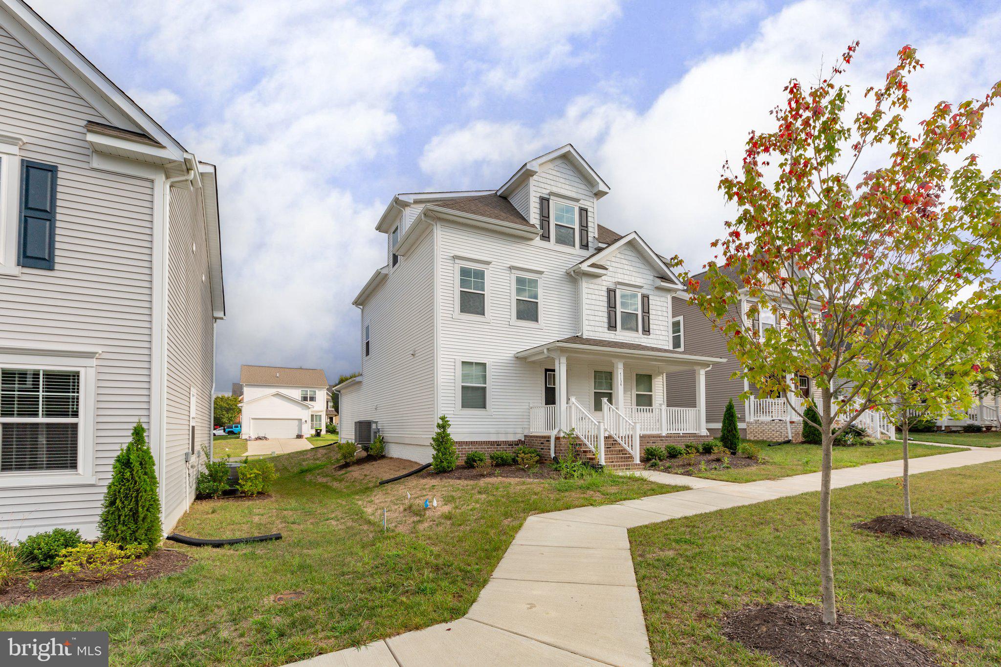 LADYSMITH VILLAGE - Residential Lease