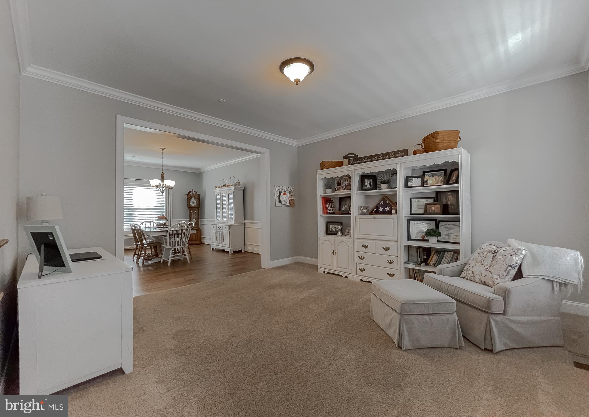 TWIN PONDS - Residential