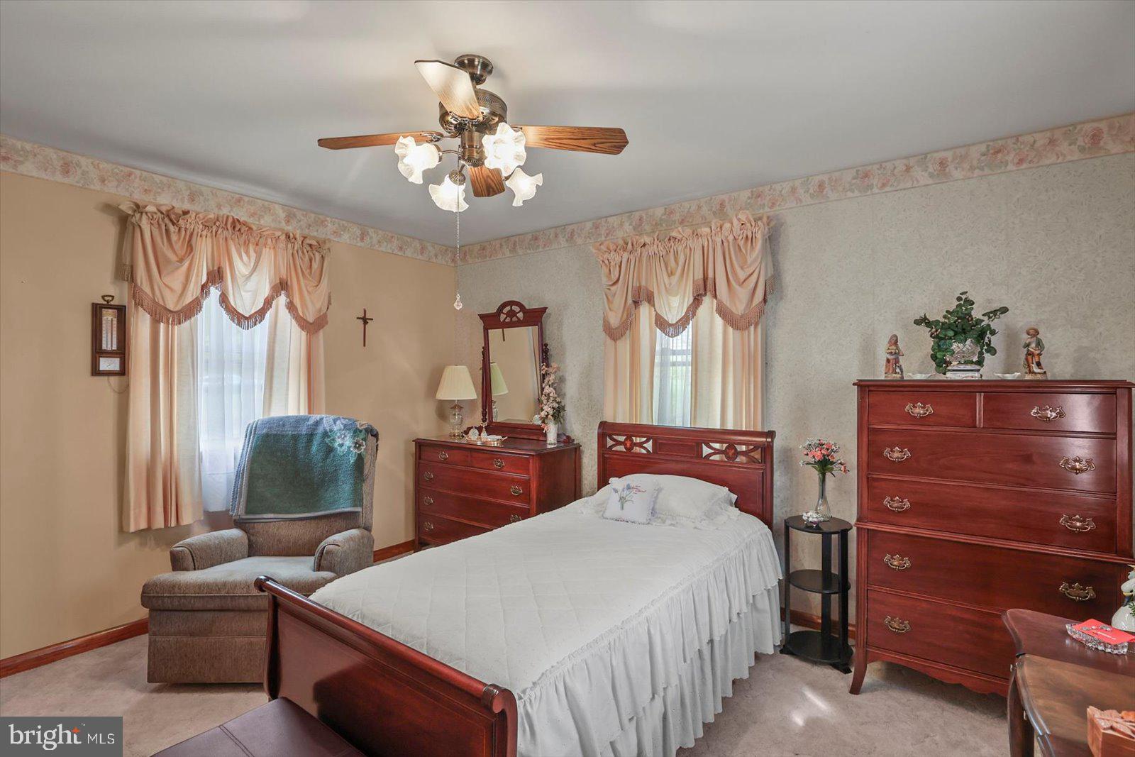 PERRY HALL - Residential