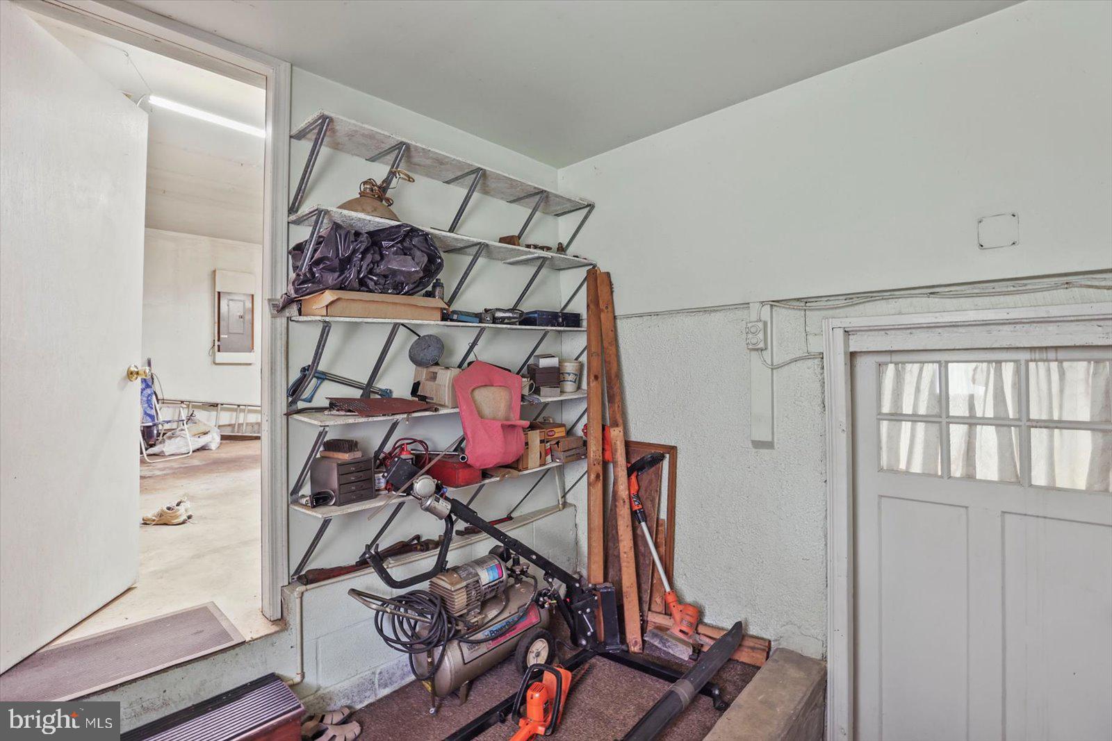 PERRY HALL - Residential