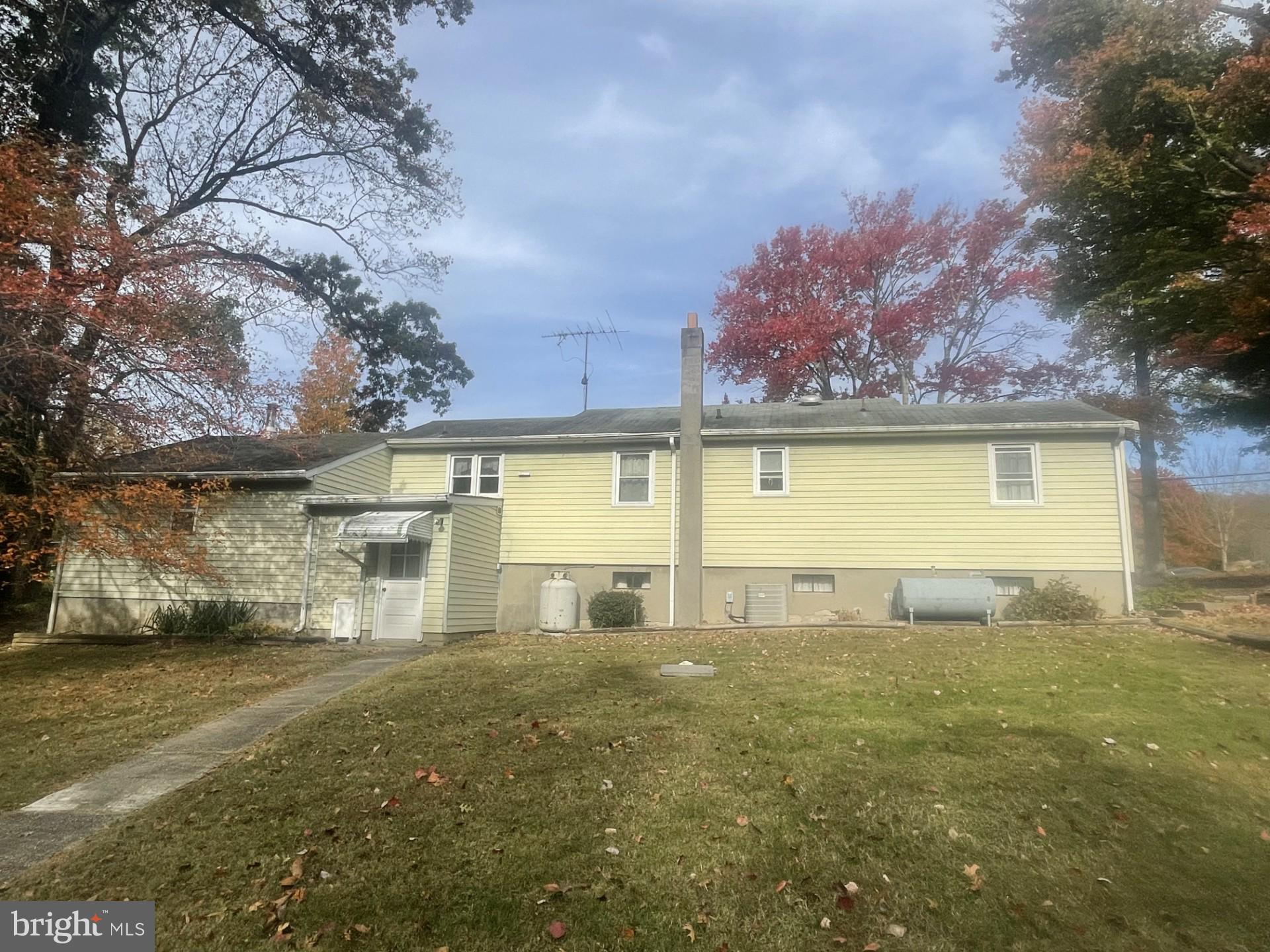 PERRY HALL - Residential