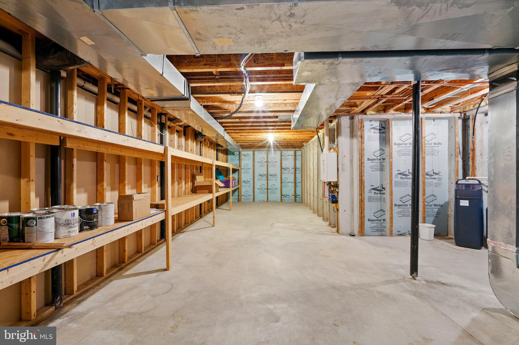 CRESTVIEW - Residential