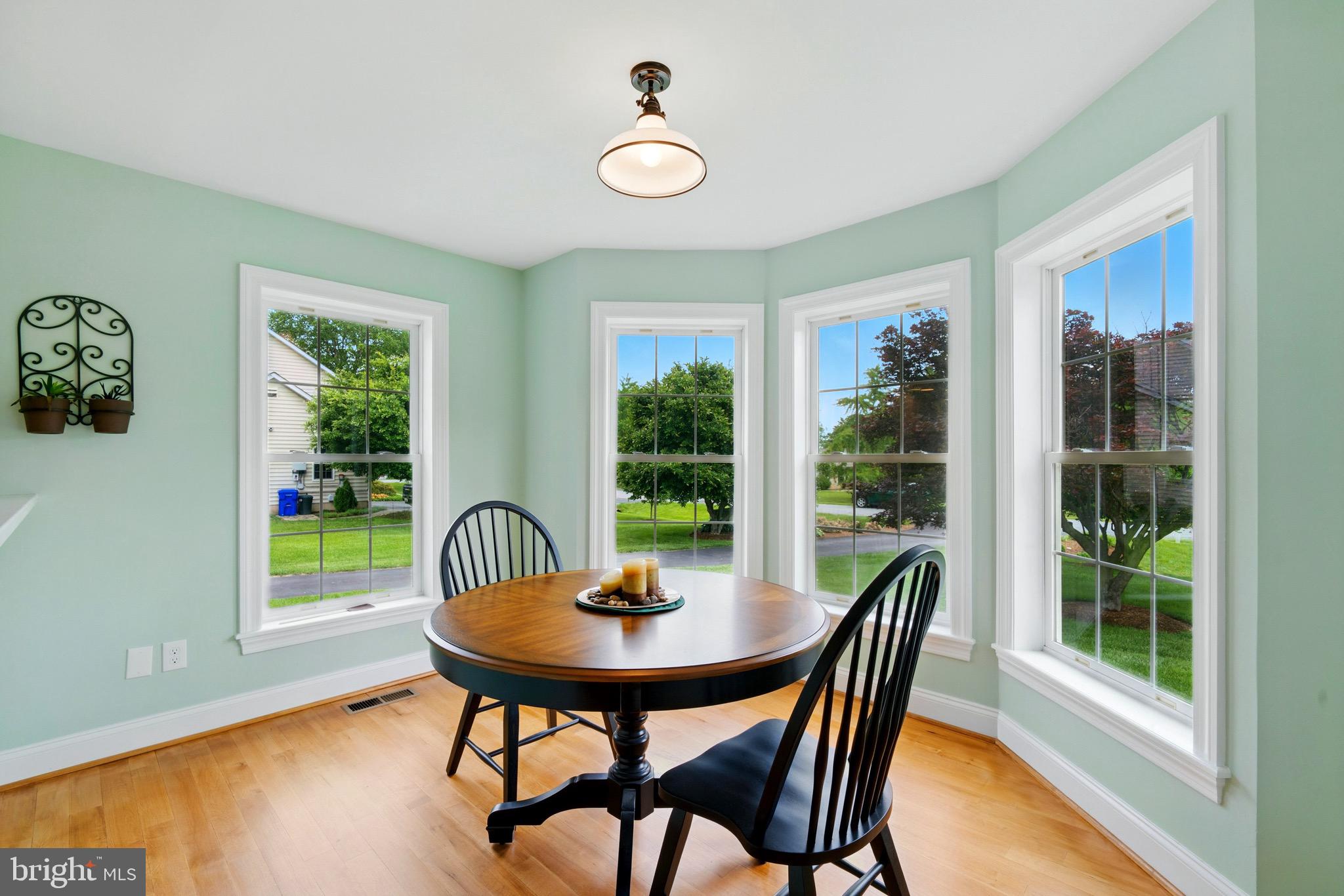 CRESTVIEW - Residential