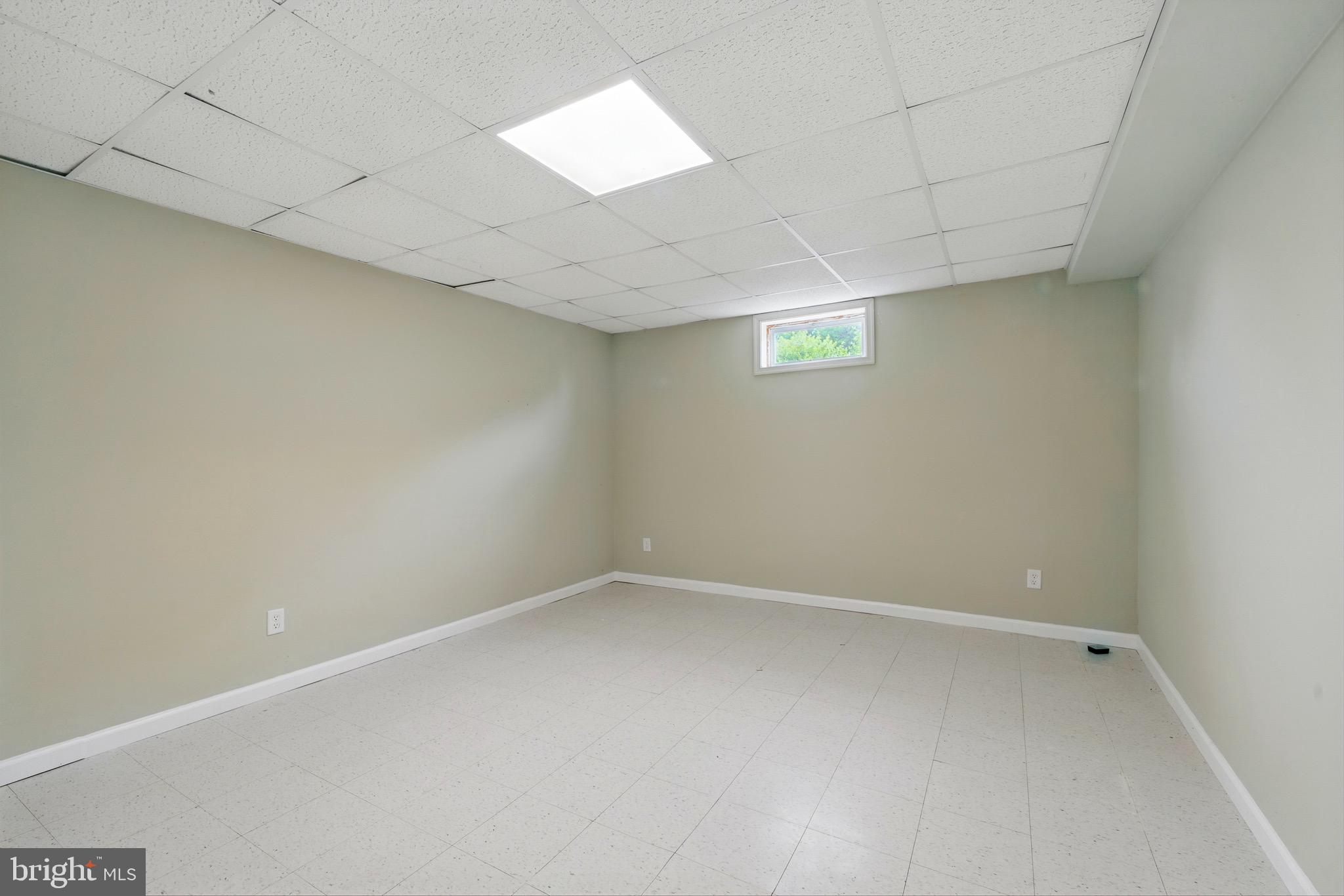 CRESTVIEW - Residential