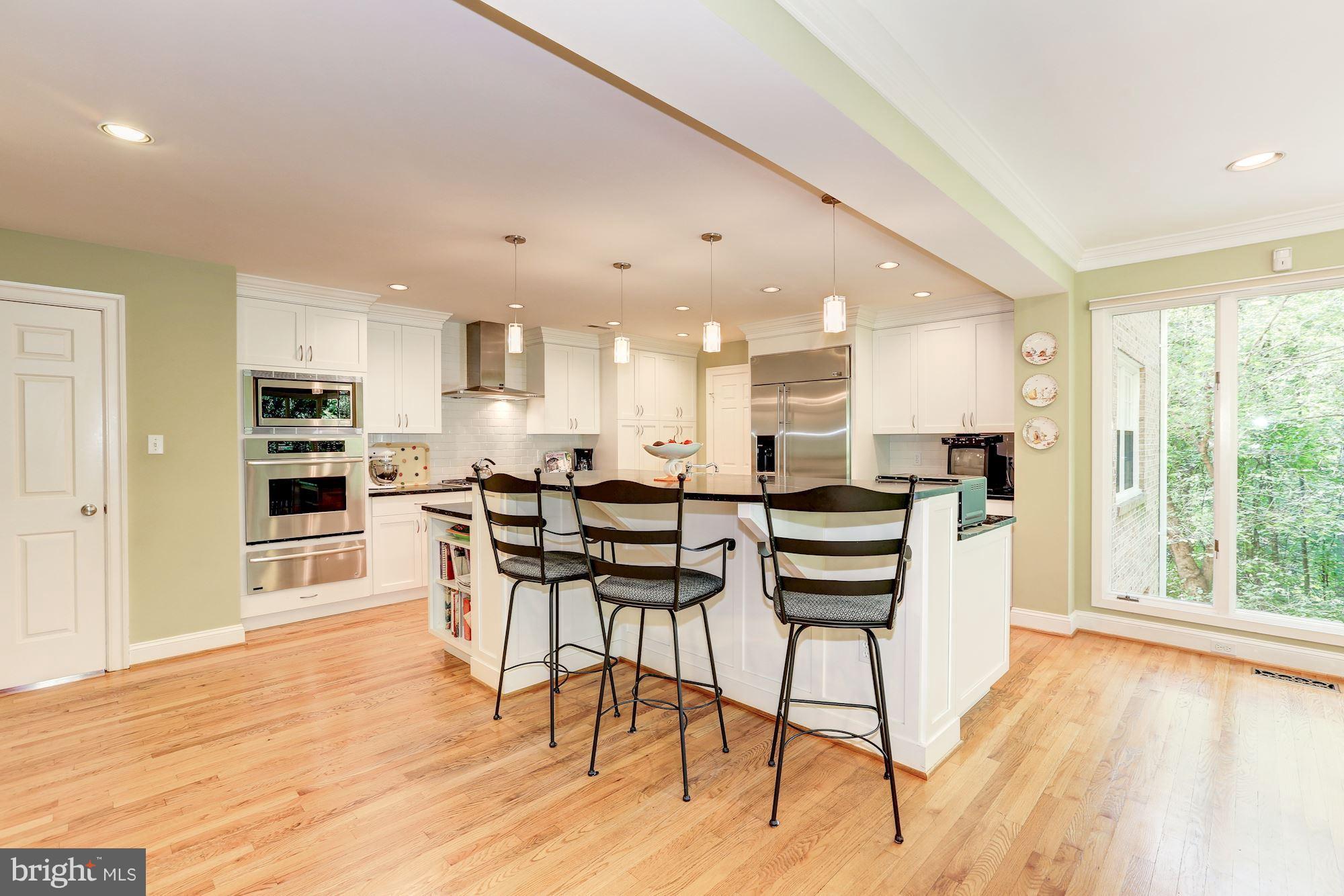 RIVER FALLS - Residential