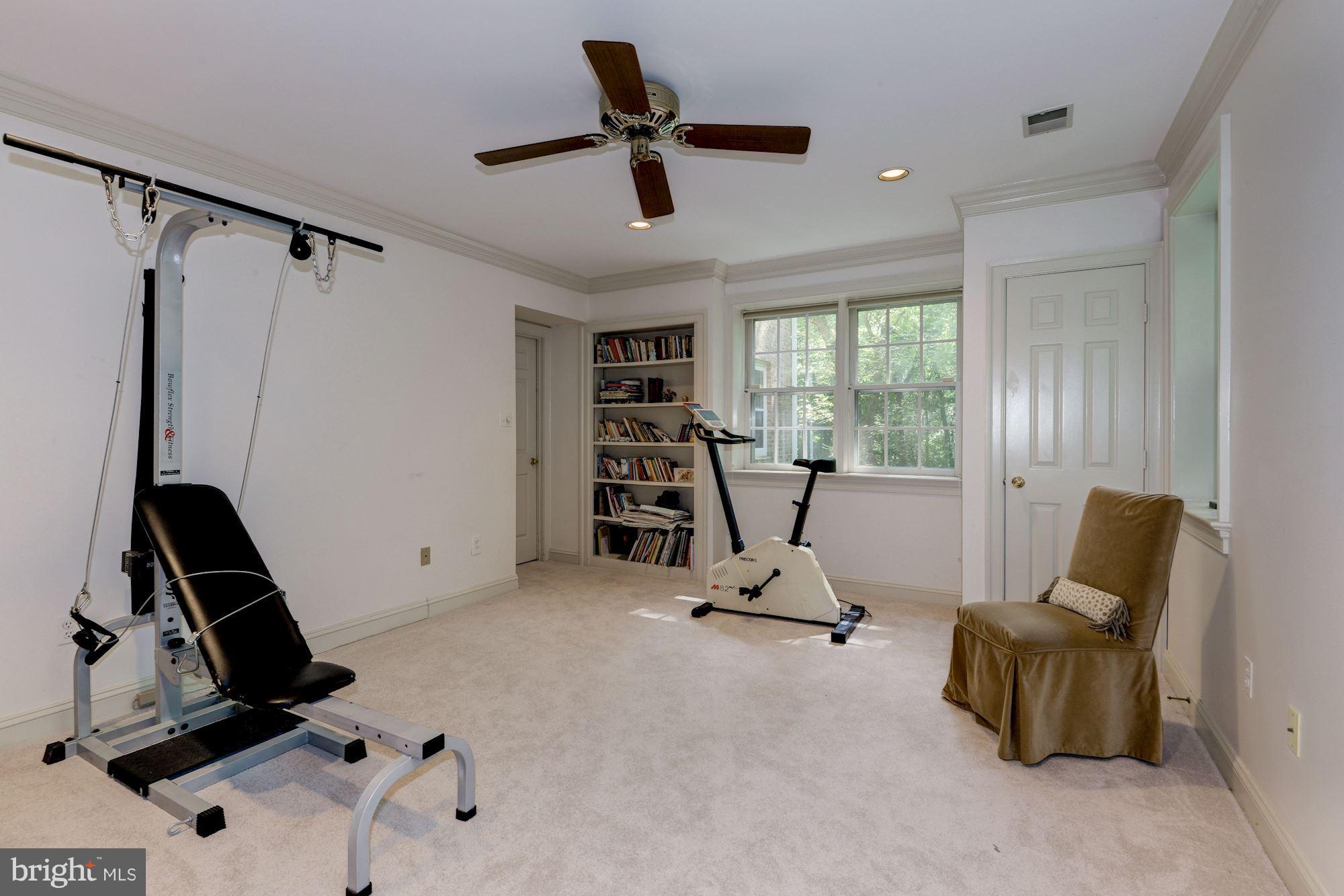 RIVER FALLS - Residential