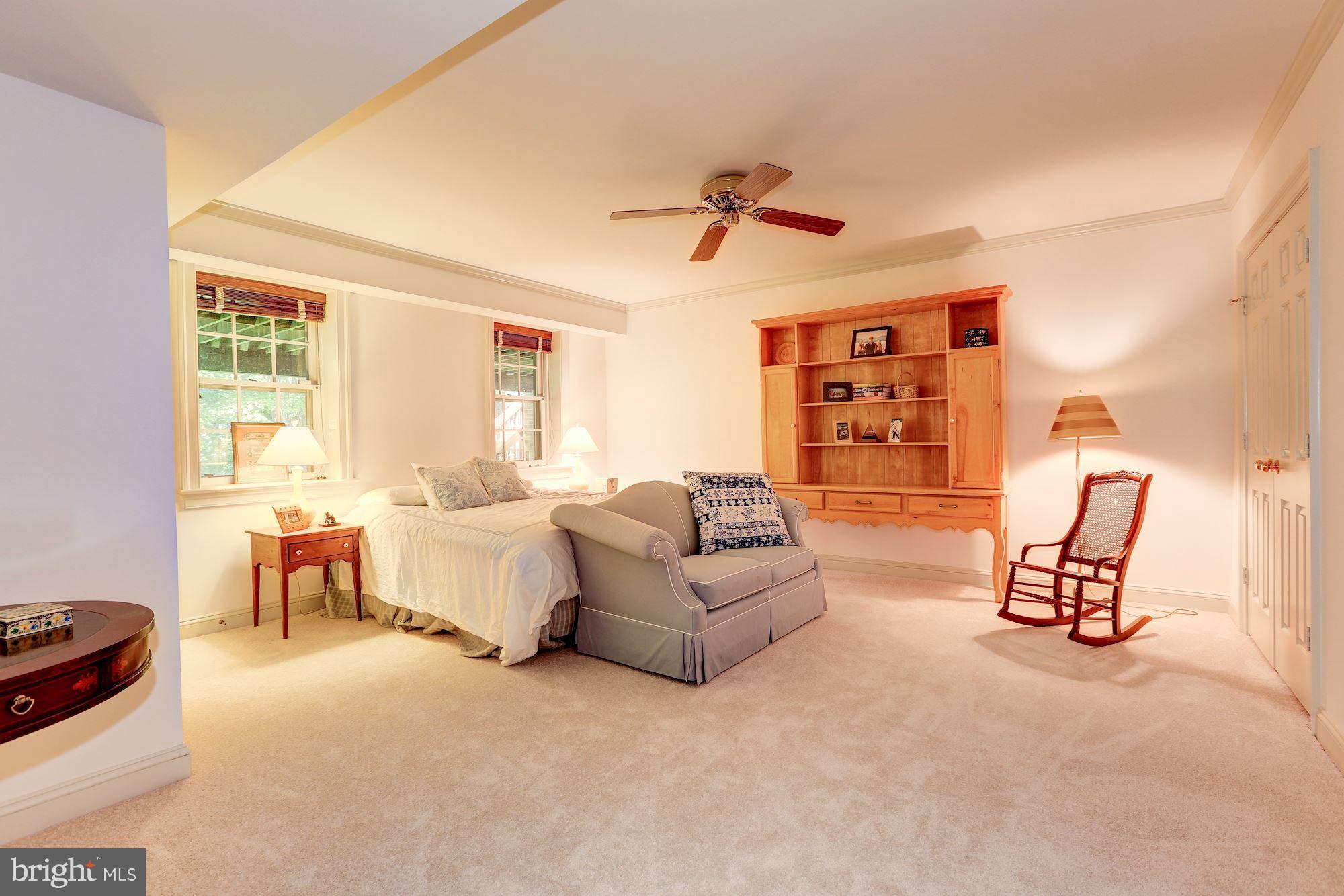 RIVER FALLS - Residential