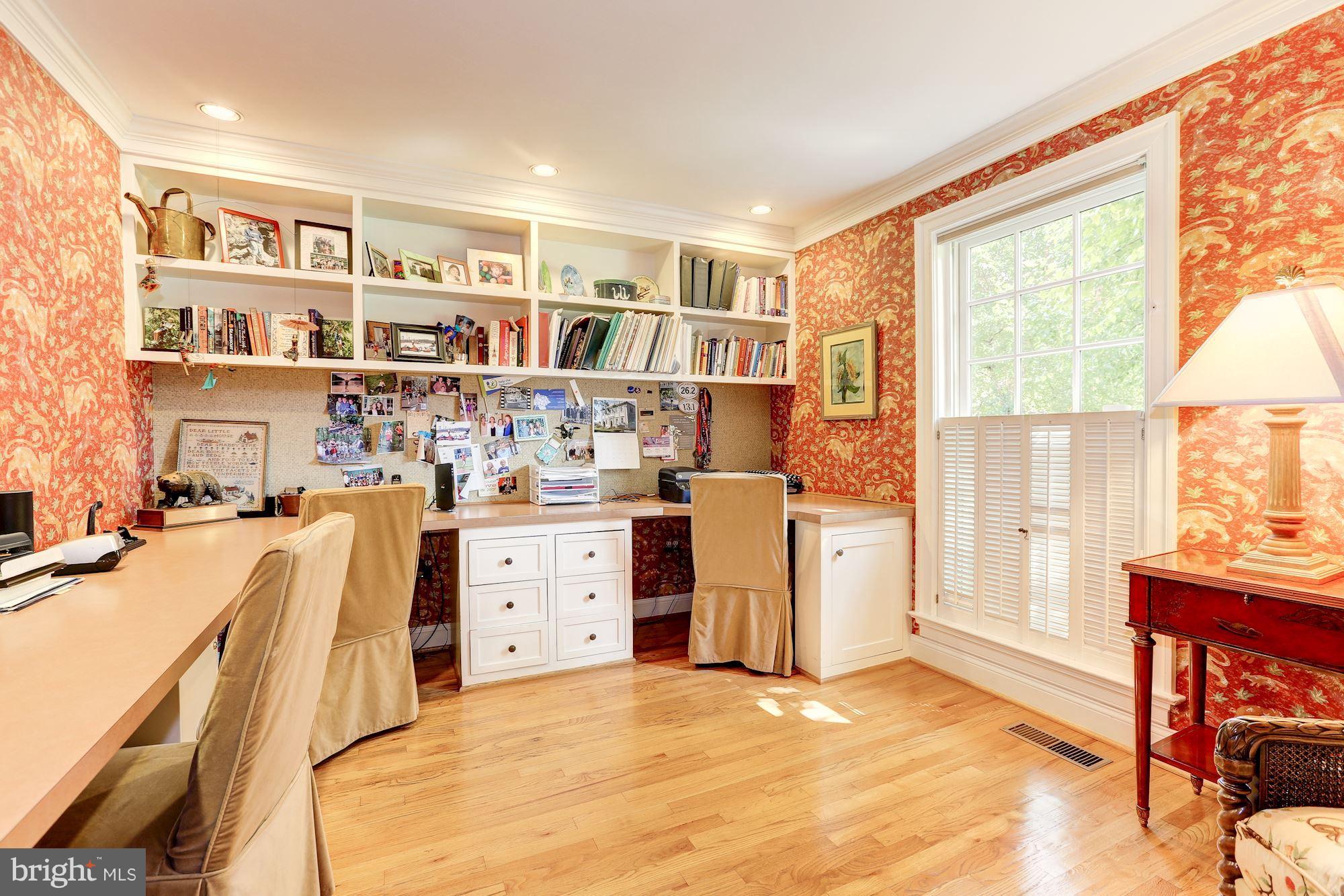 RIVER FALLS - Residential