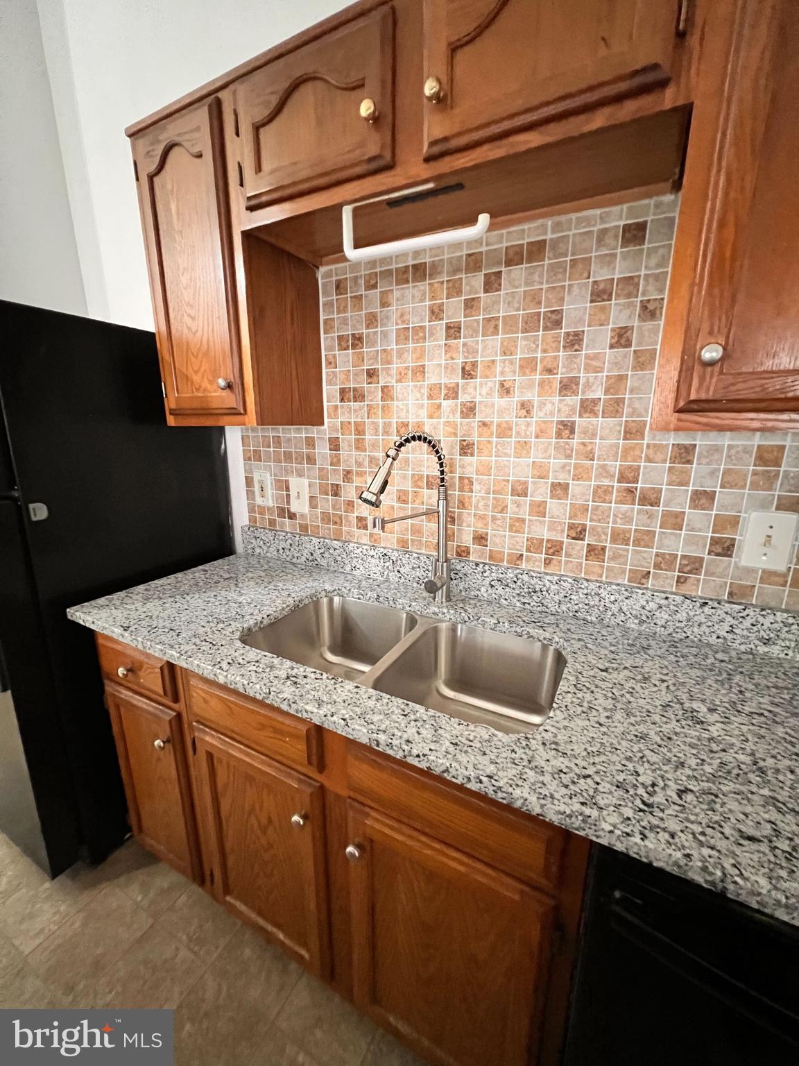 904 SWALLOW CREST COURT M 904-M