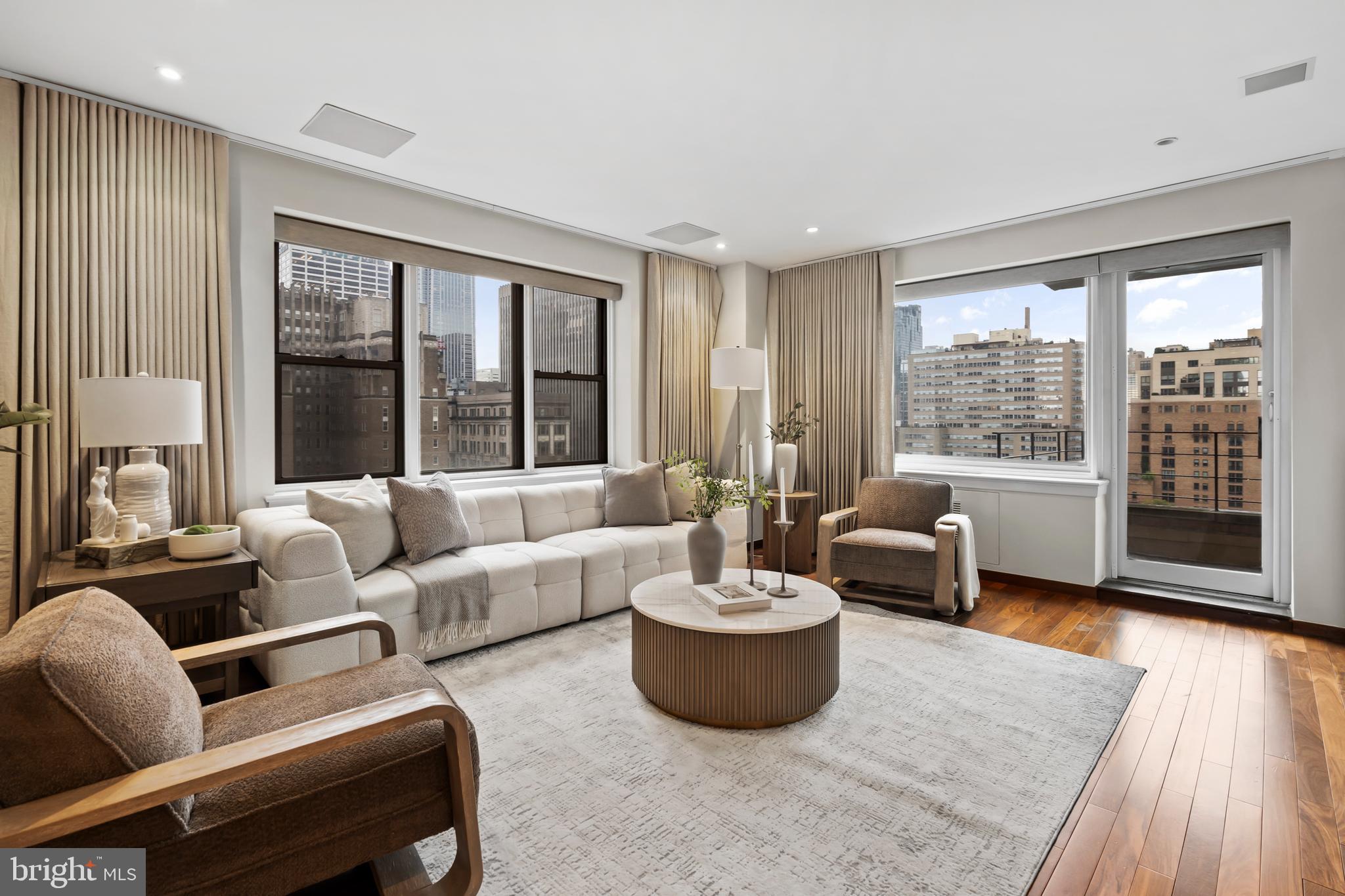 220 W RITTENHOUSE SQUARE 18A