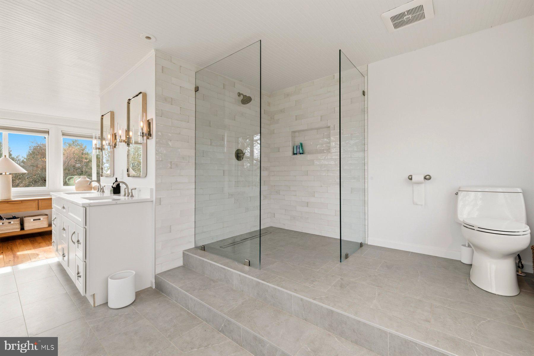 NEEDWOOD ESTATES - Residential