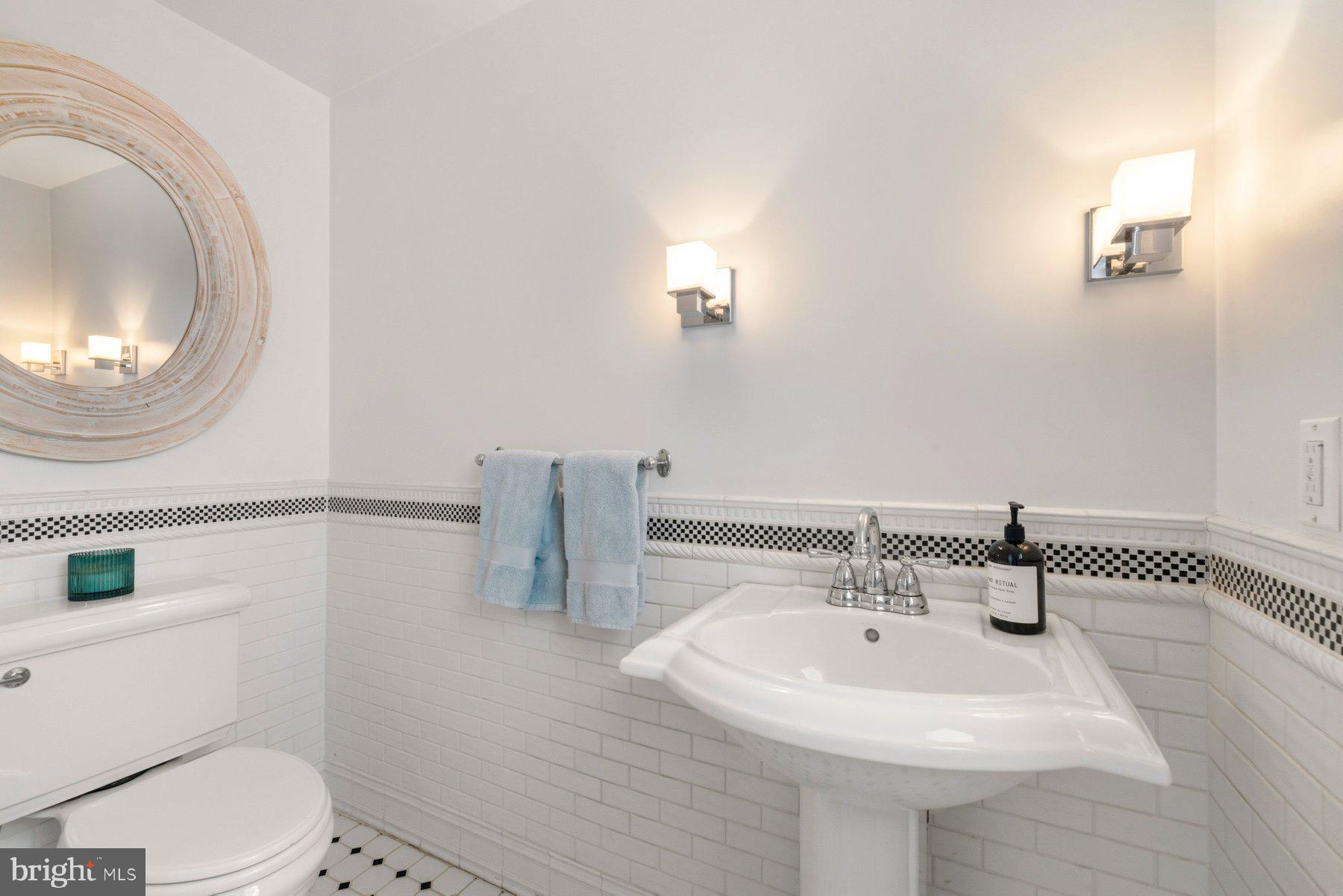 NEEDWOOD ESTATES - Residential