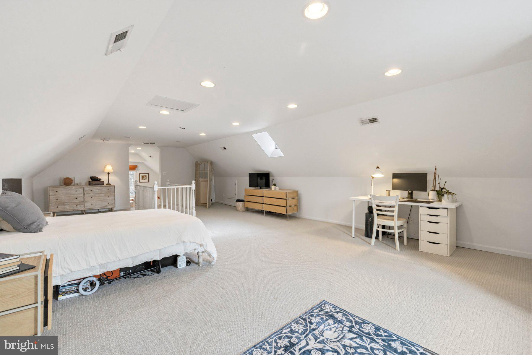 NEEDWOOD ESTATES - Residential