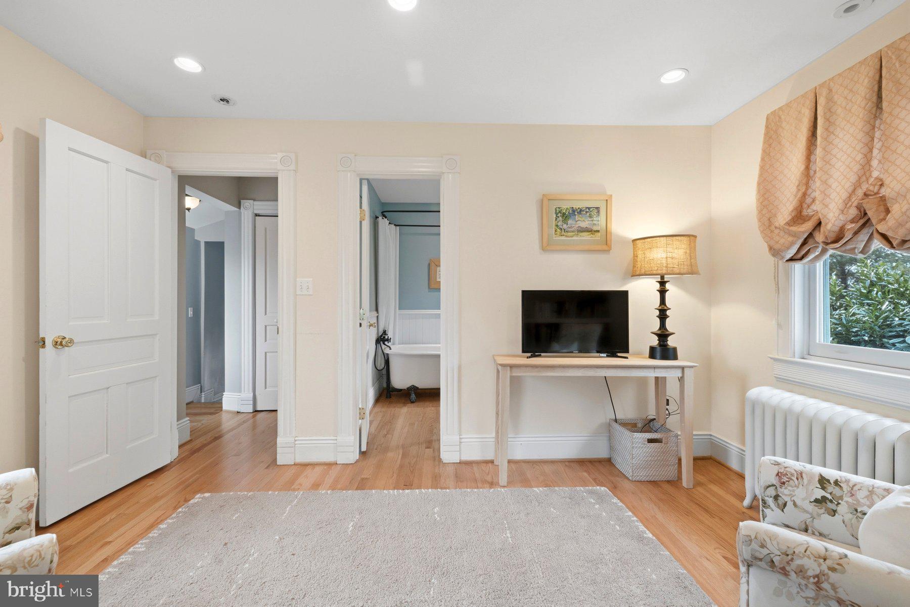 NEEDWOOD ESTATES - Residential