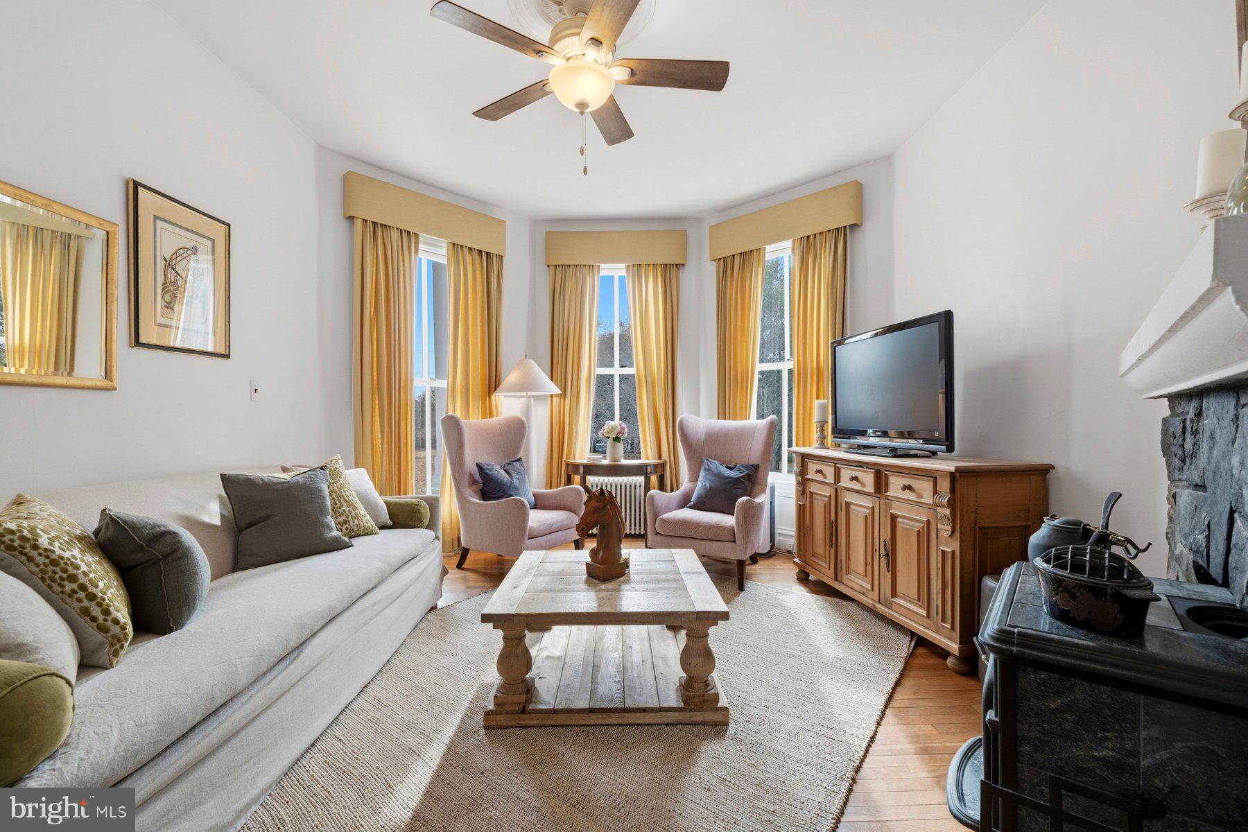 NEEDWOOD ESTATES - Residential