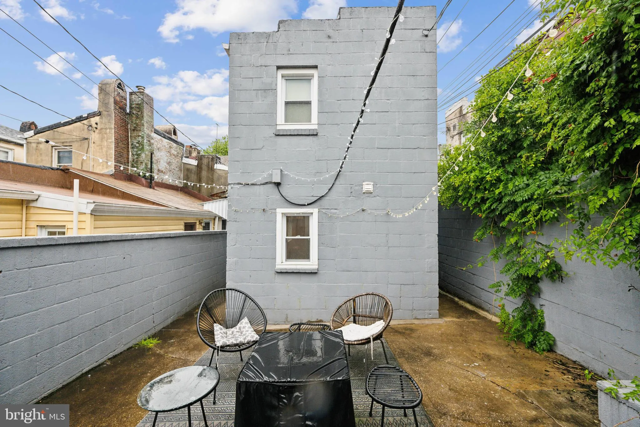 Baltimore, Maryland 21231, United States, 3 Bedrooms Bedrooms, ,3 BathroomsBathrooms,Residential,Active,145768