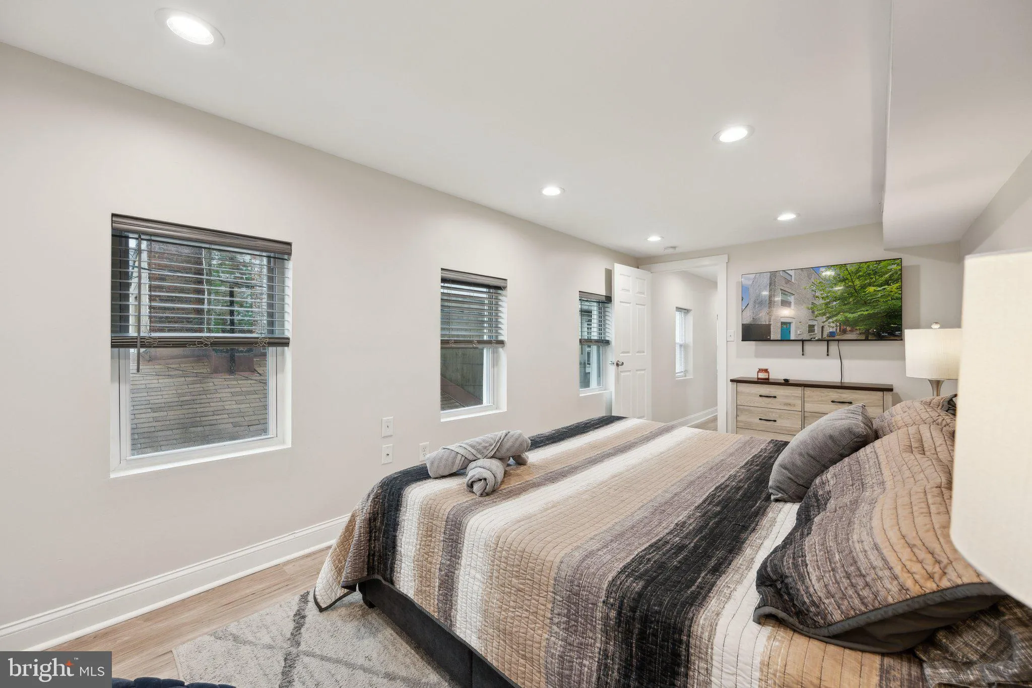 Baltimore, Maryland 21231, United States, 3 Bedrooms Bedrooms, ,3 BathroomsBathrooms,Residential,Active,145768