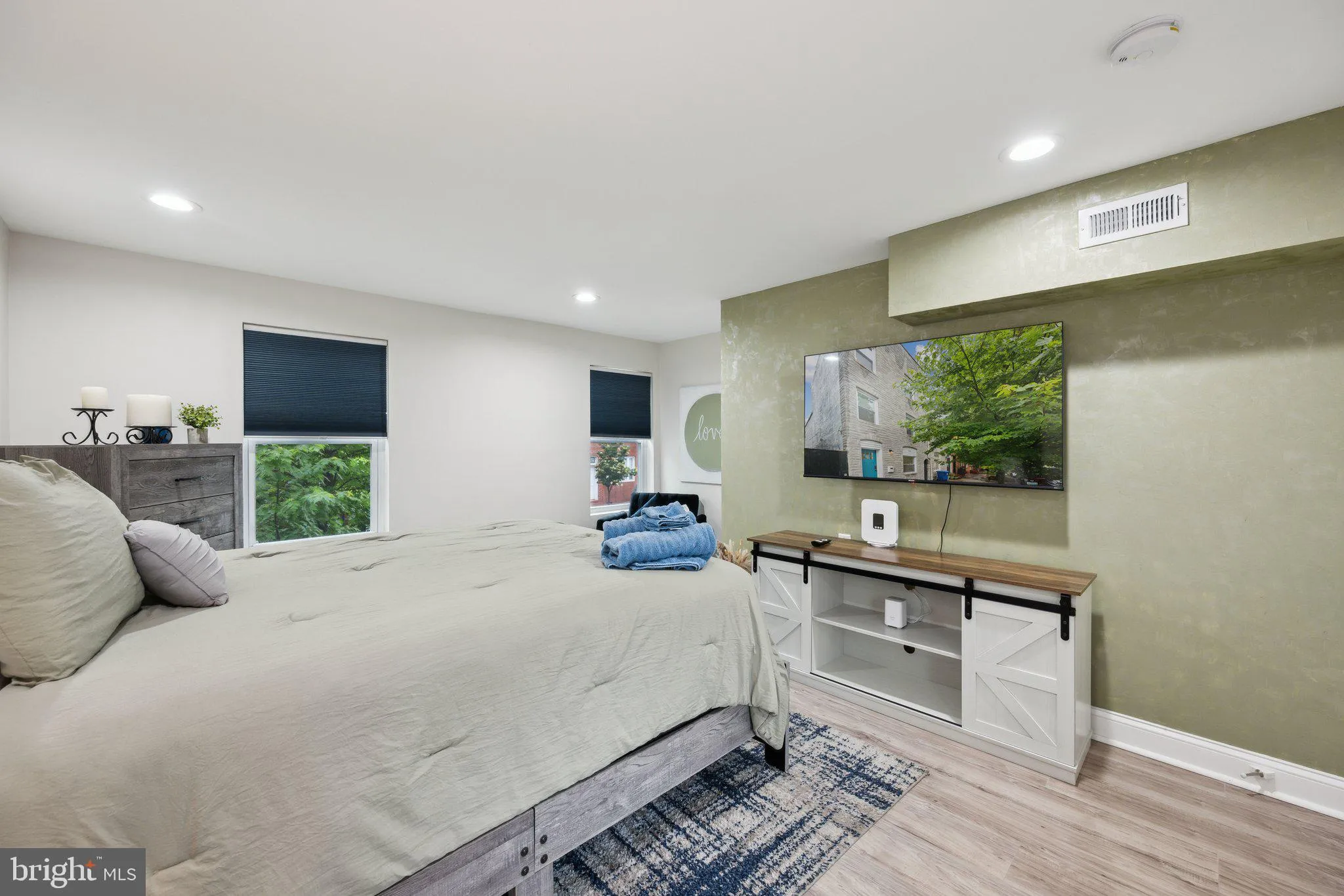 Baltimore, Maryland 21231, United States, 3 Bedrooms Bedrooms, ,3 BathroomsBathrooms,Residential,Active,145768