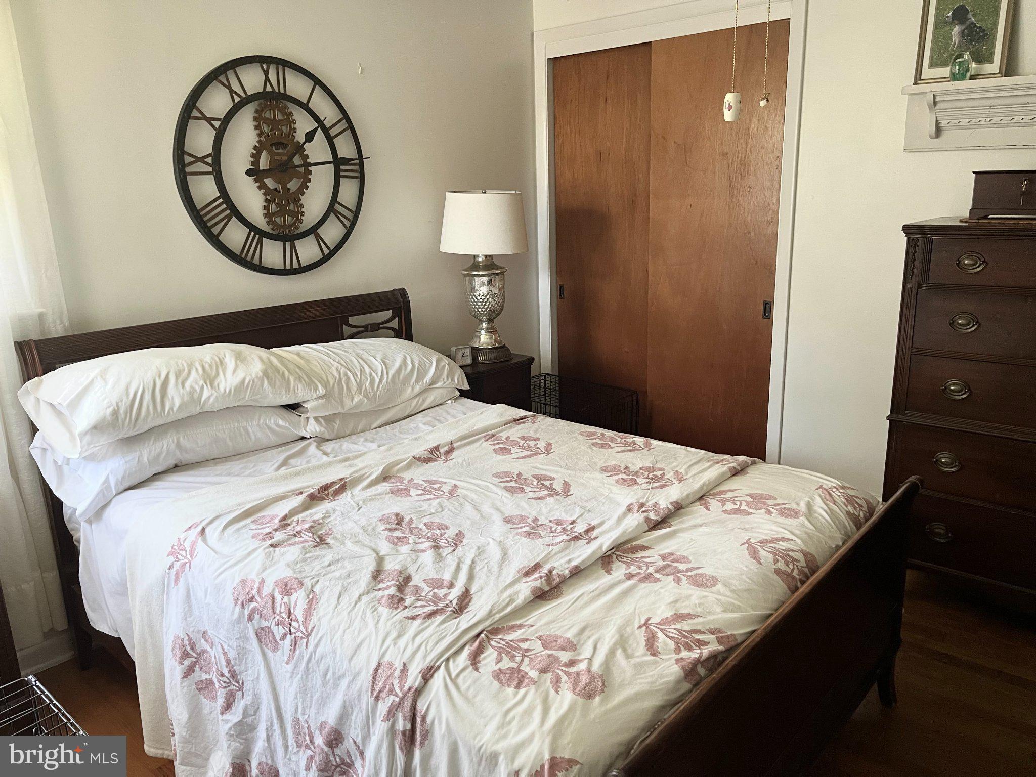 2018 PINEVIEW DRIVE