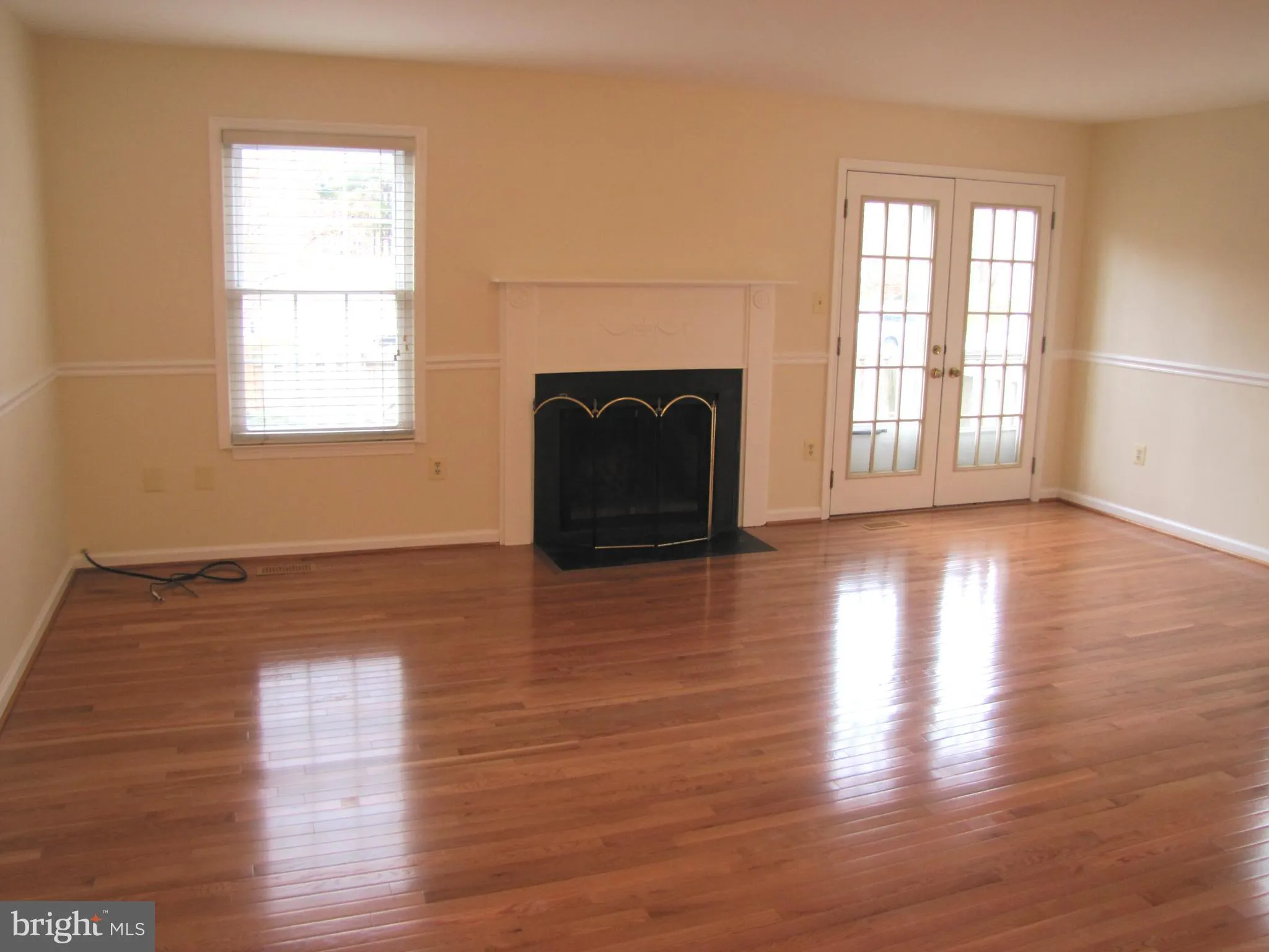 Oakton, Virginia 22124, United States, 3 Bedrooms Bedrooms, ,4 BathroomsBathrooms,Residential,Active,162104