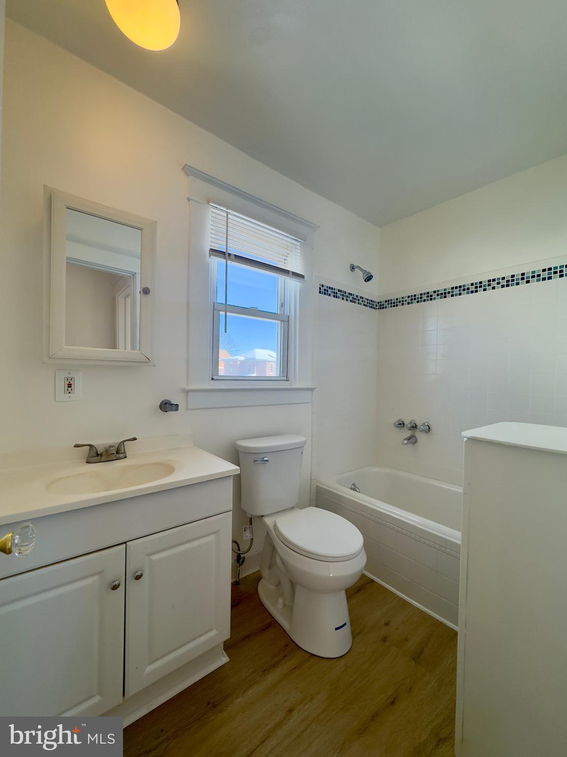 WALTHERSON - Residential Lease