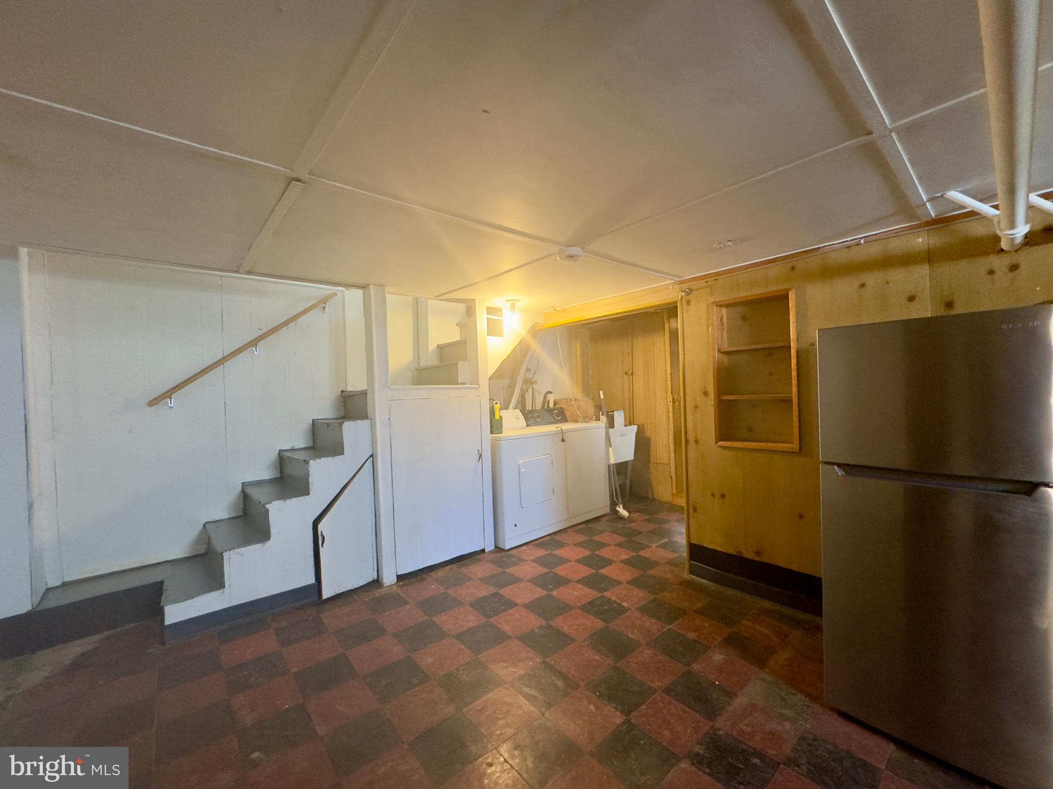 WALTHERSON - Residential Lease
