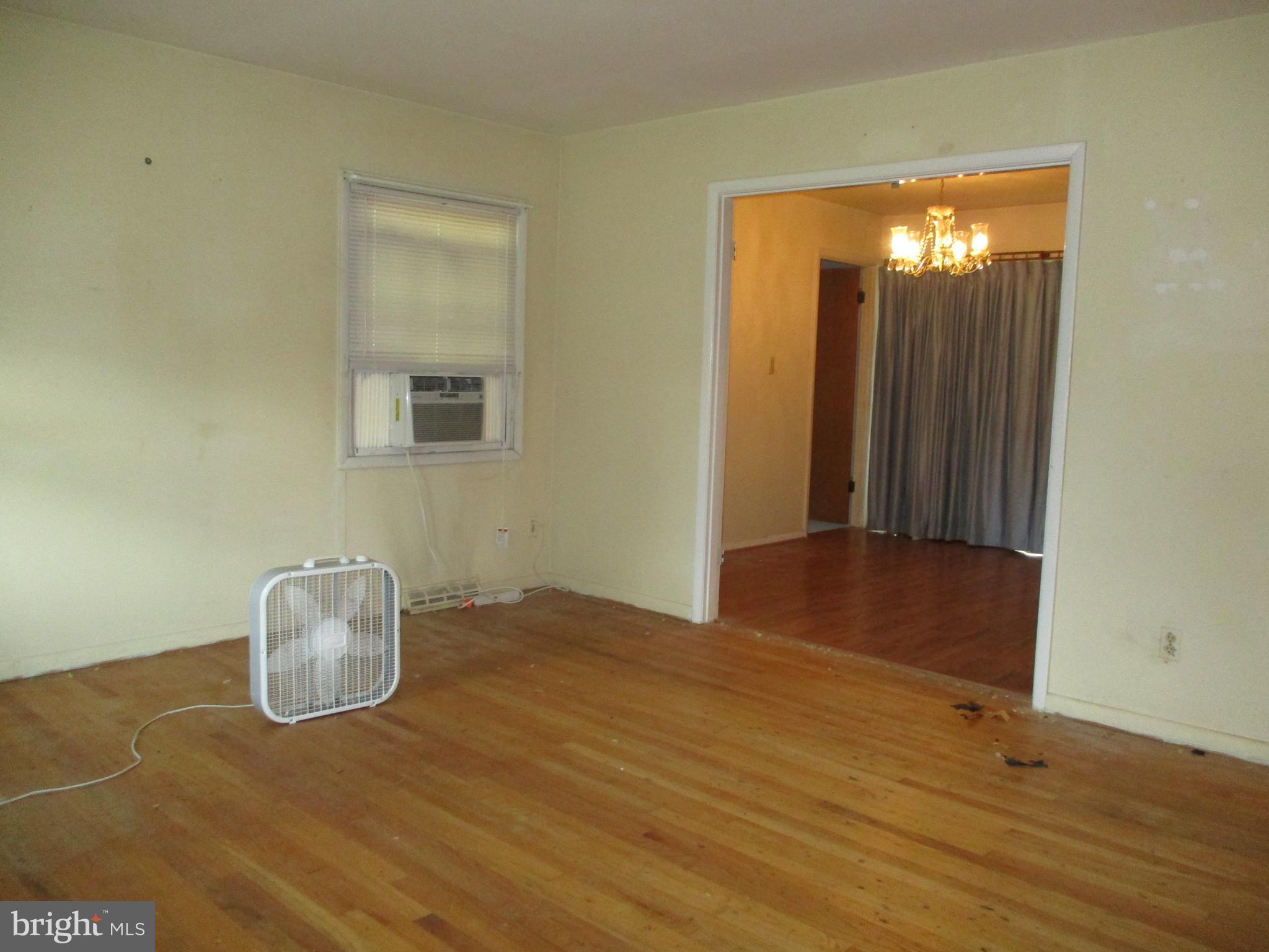 WOODROW W HALL SUBD - Residential