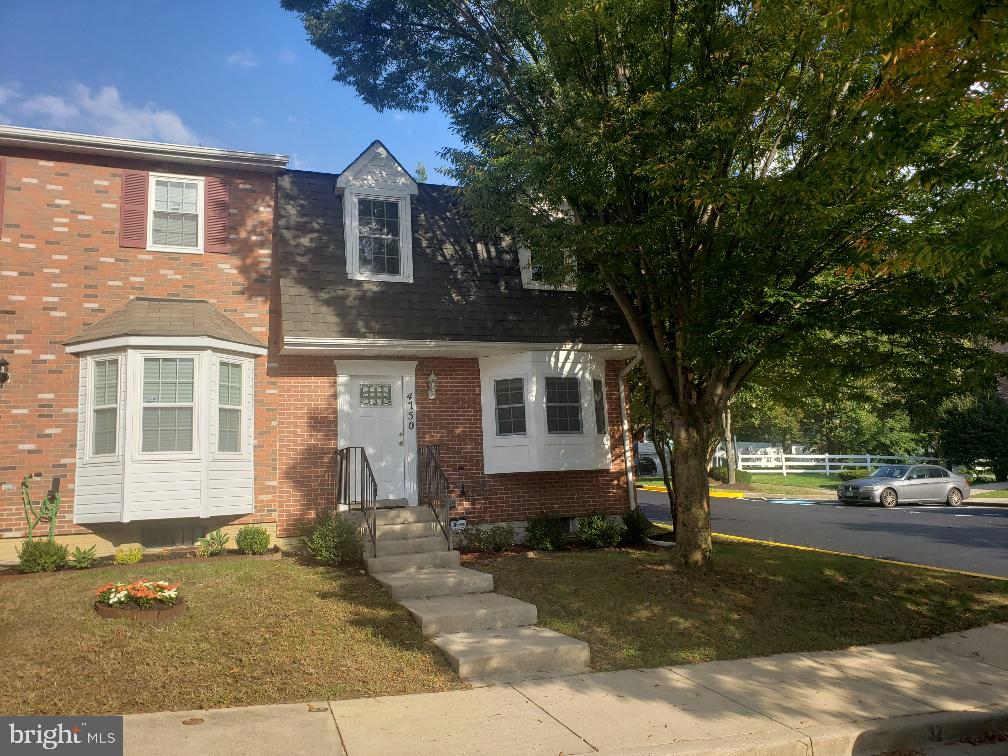 CORAL HILLS TOWN HOMES - Residential