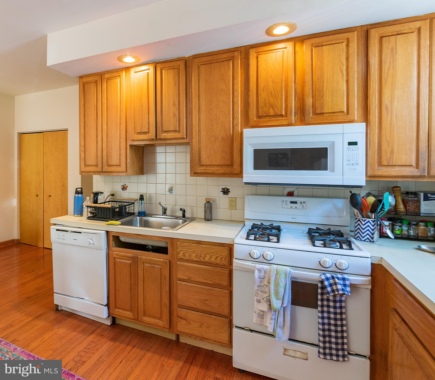 GRADUATE HOSPITAL - Residential Lease