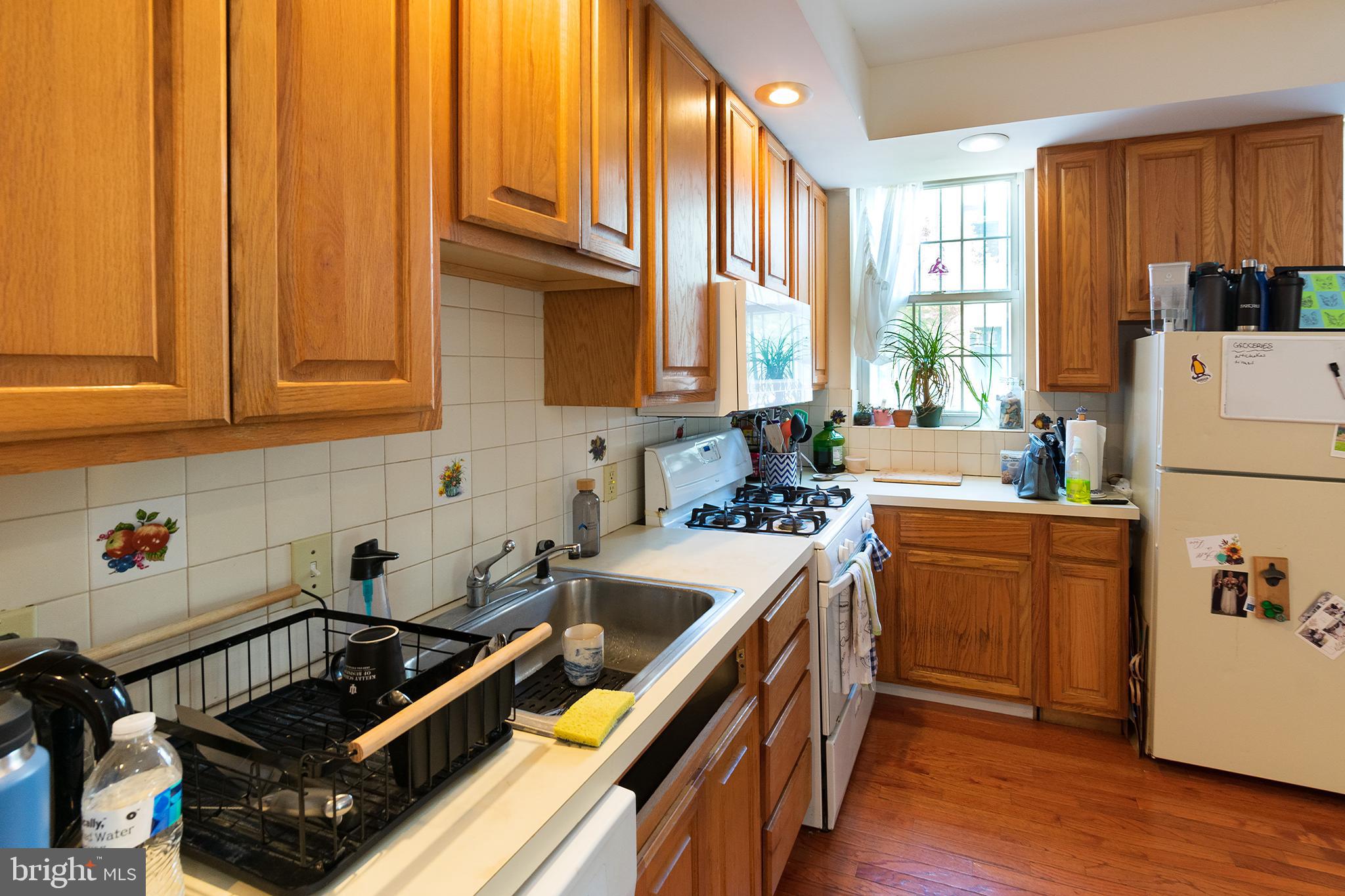 GRADUATE HOSPITAL - Residential Lease